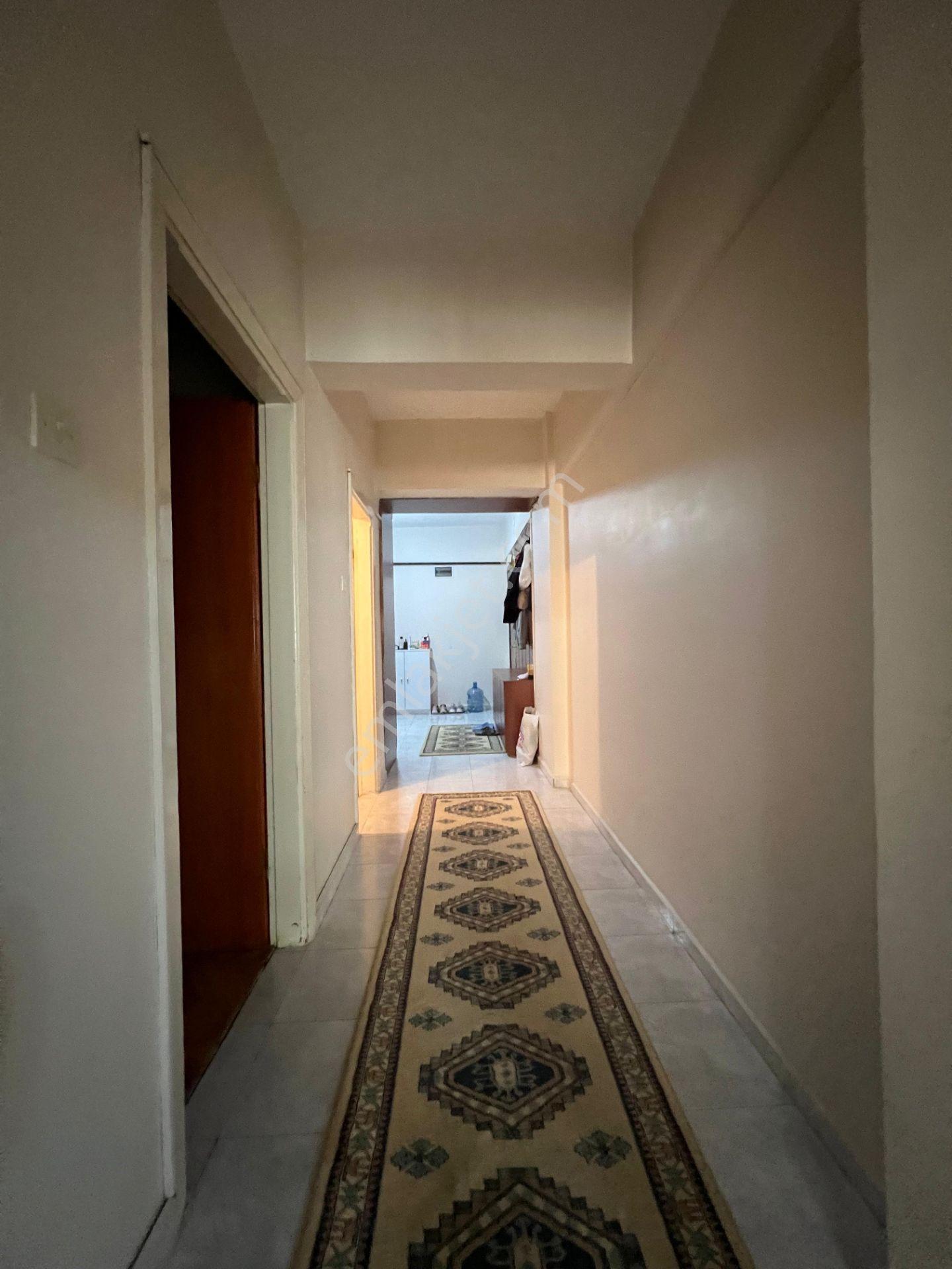 Akademi'den Cadde Üzeri Eşyalı Asansörlü Balkonlu Kiralık 3+1 Daire - Görsel 13
