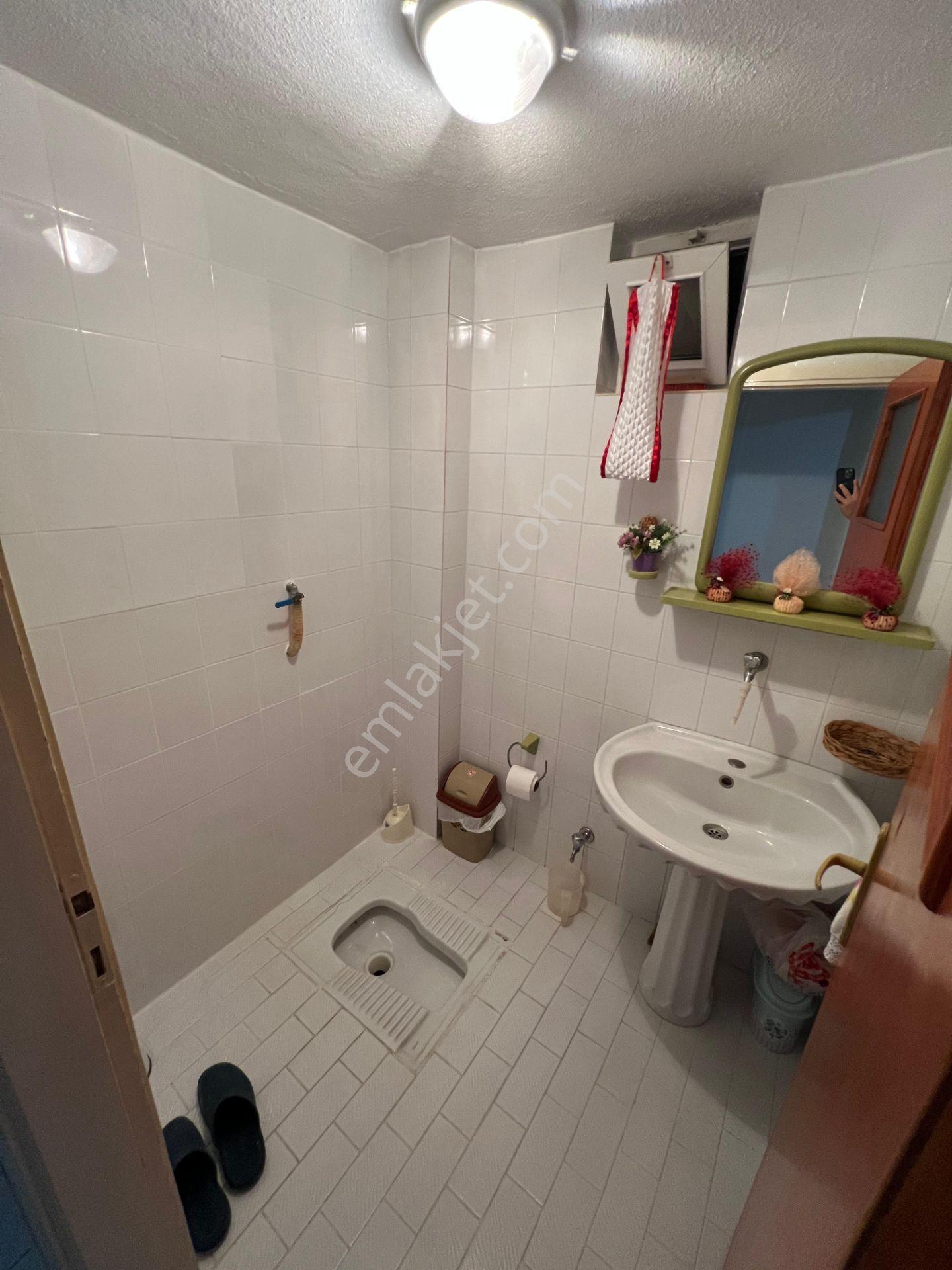 Akademi'den Cadde Üzeri Eşyalı Asansörlü Balkonlu Kiralık 3+1 Daire - Görsel 25