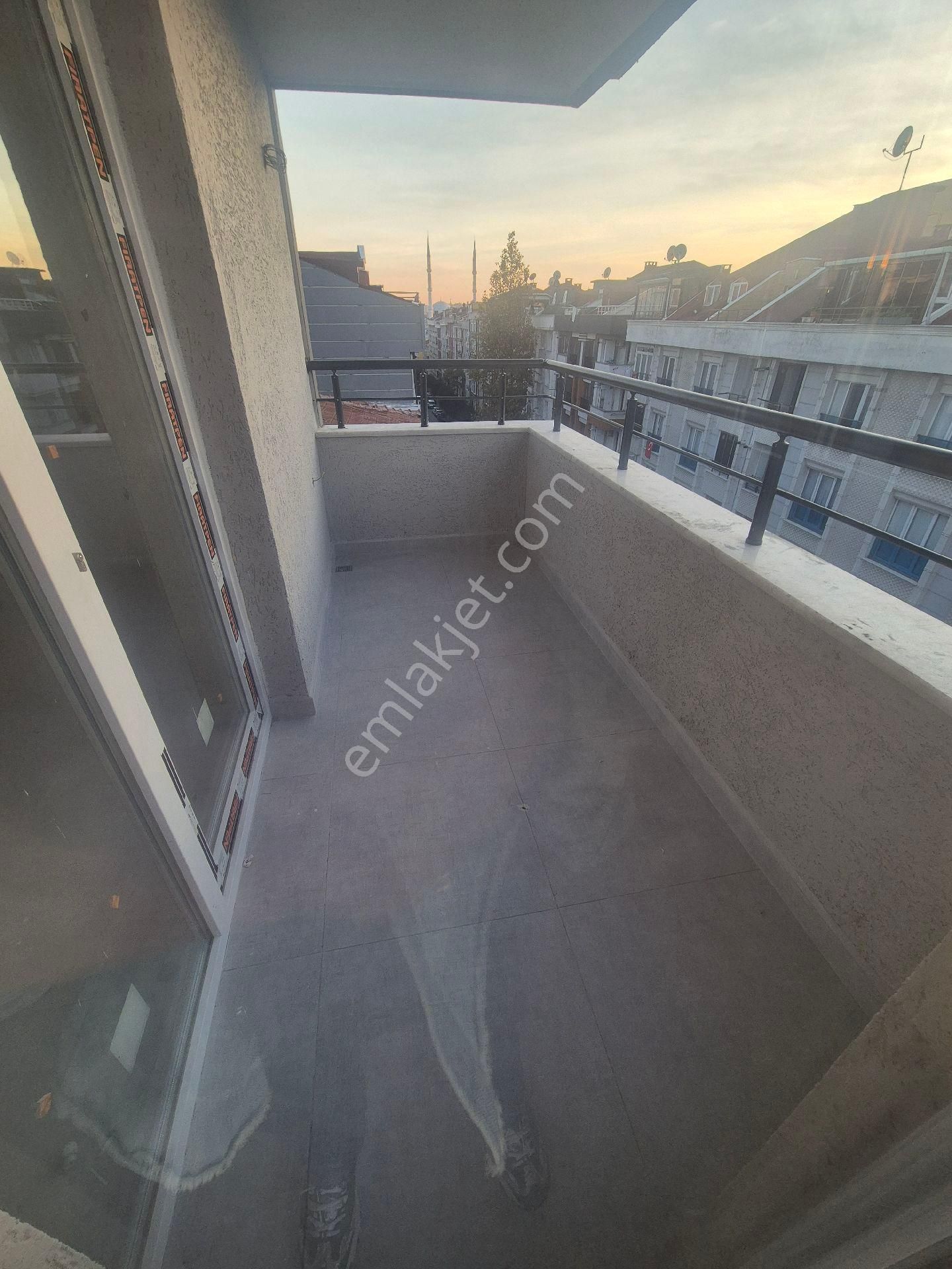 Bahçelievler Siyavuşpaşa'da Satılık 2+1 4 Kat Daire - Görsel 4