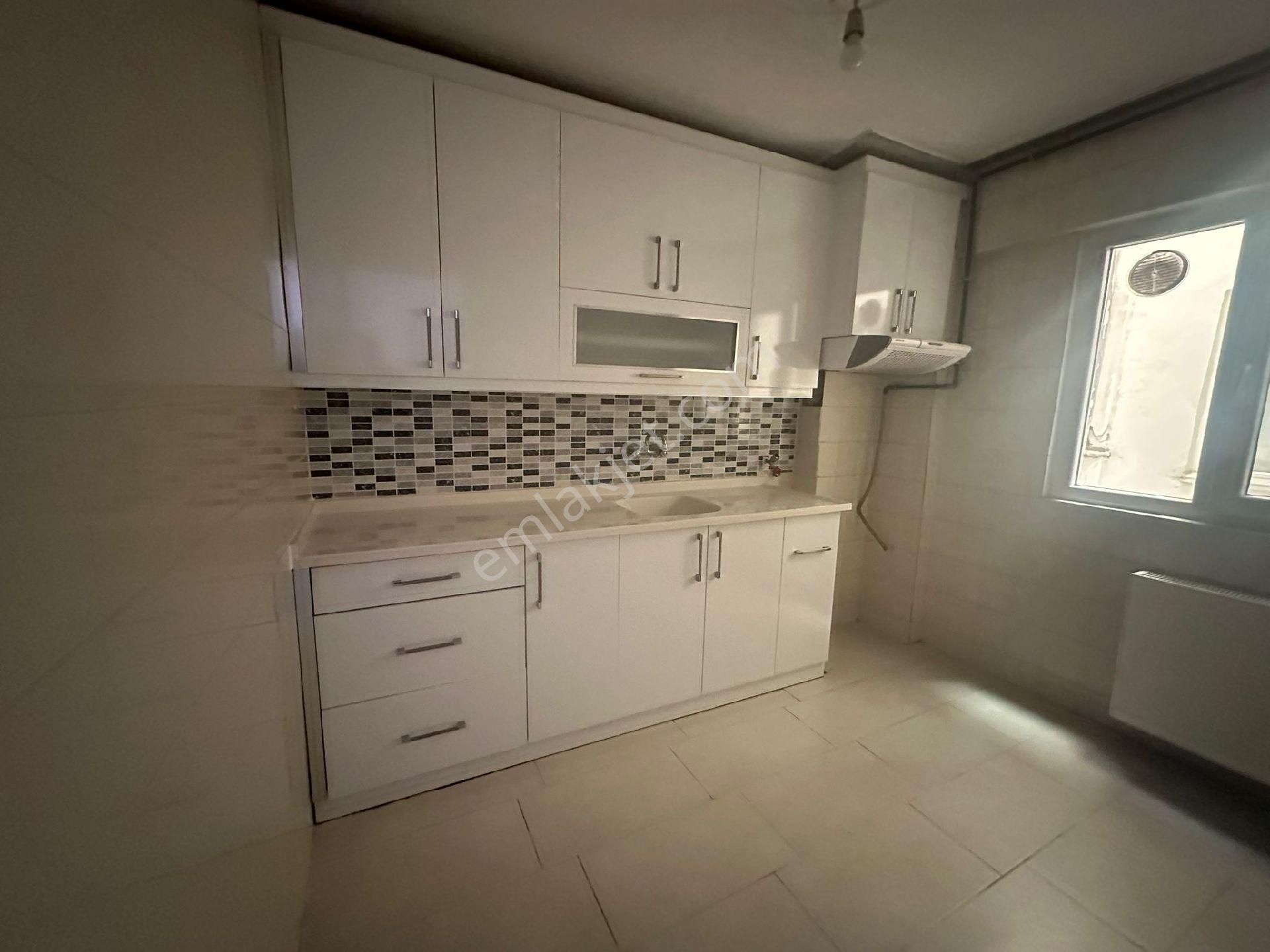 Demokrasi Üniversitesi Yakini 2+1 Daire - Görsel 12