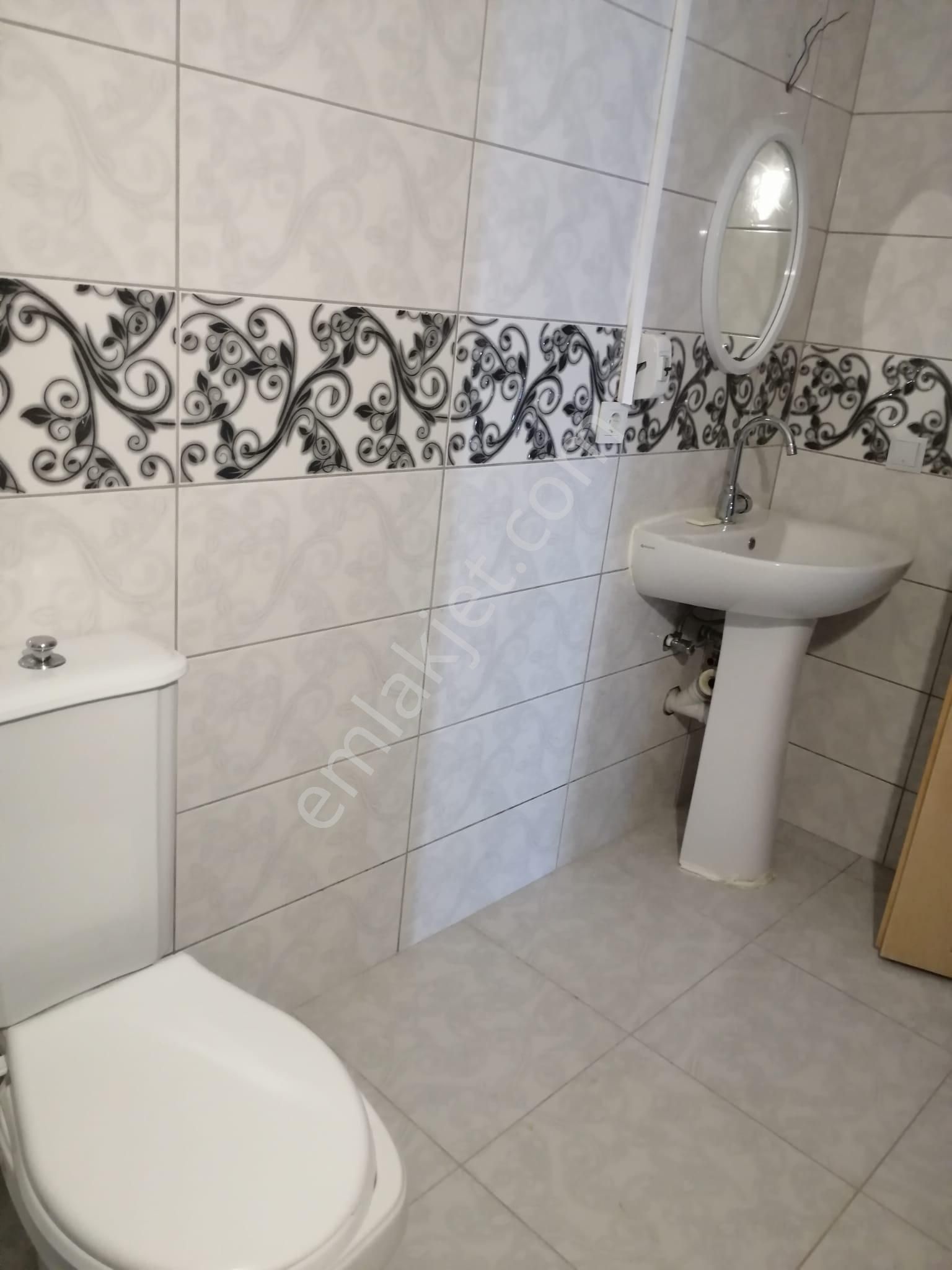 Efes Evlerinde Eşyasız Kiralık 2+1 Daire - Görsel 19