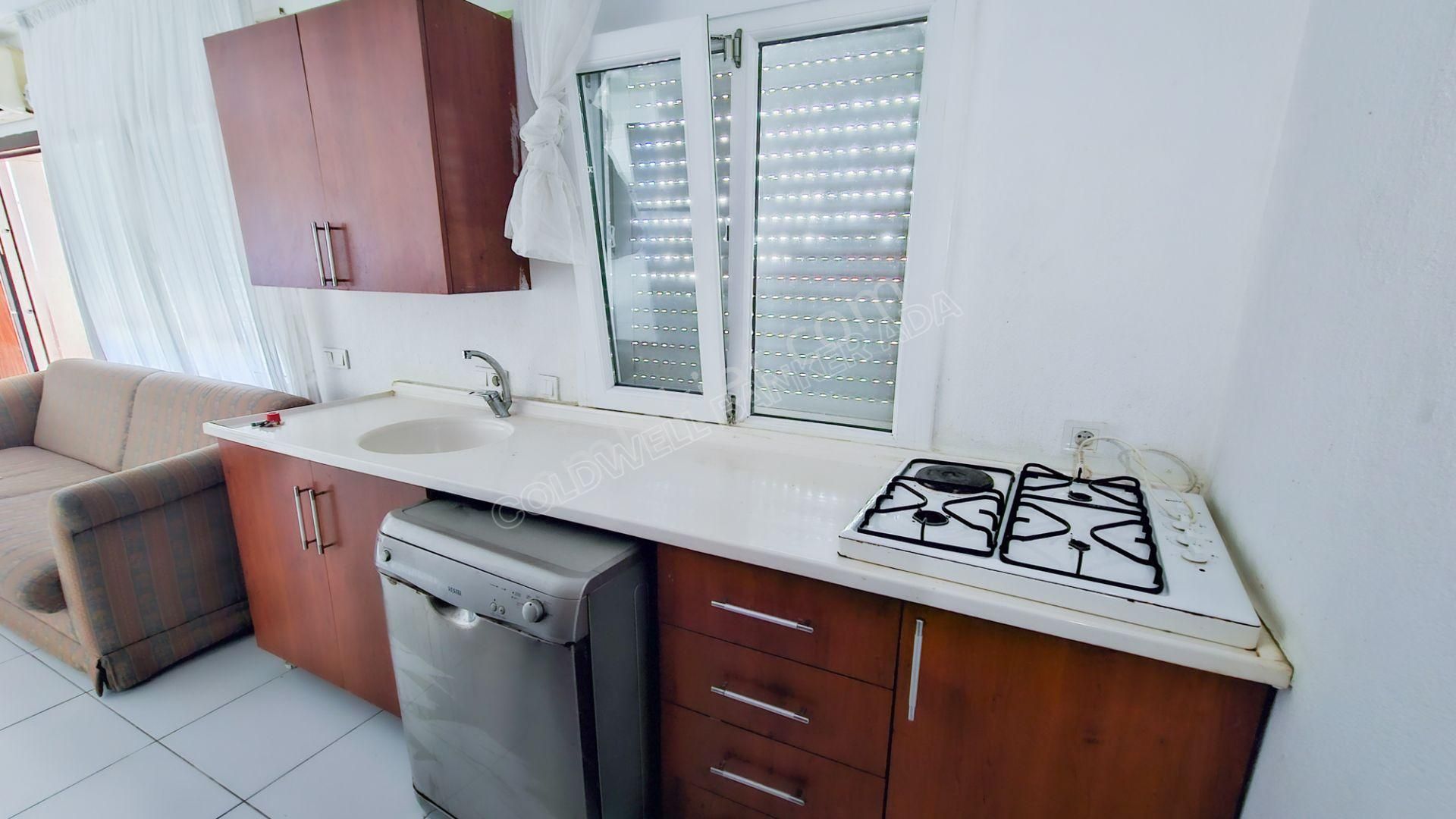 Efes Evlerinde Eşyasız Kiralık 2+1 Daire - Görsel 11