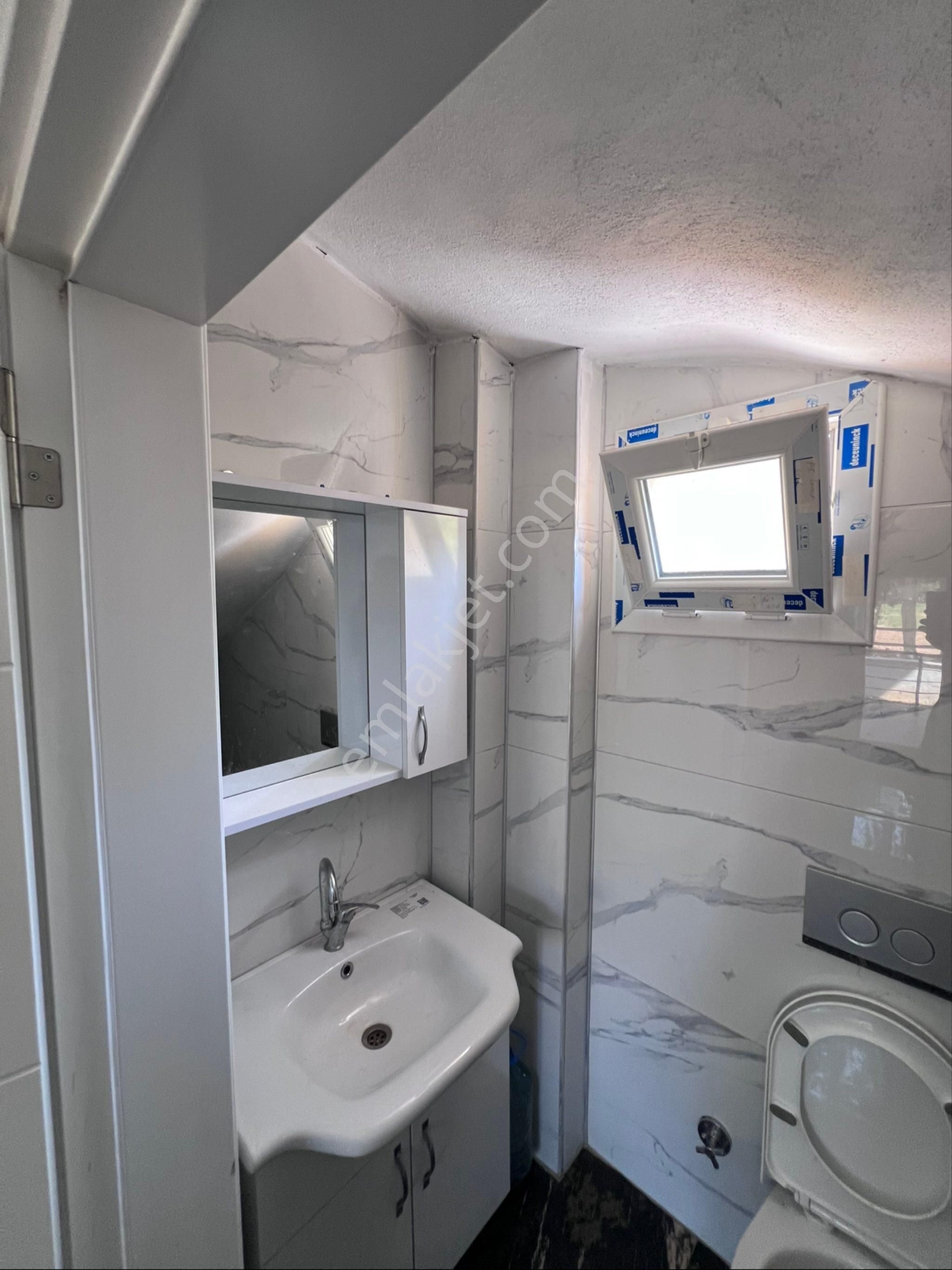 İzmir Seferihisar Cumhuriyet Mahallesinde Kullanışlı 3+1 Villa - Görsel 9