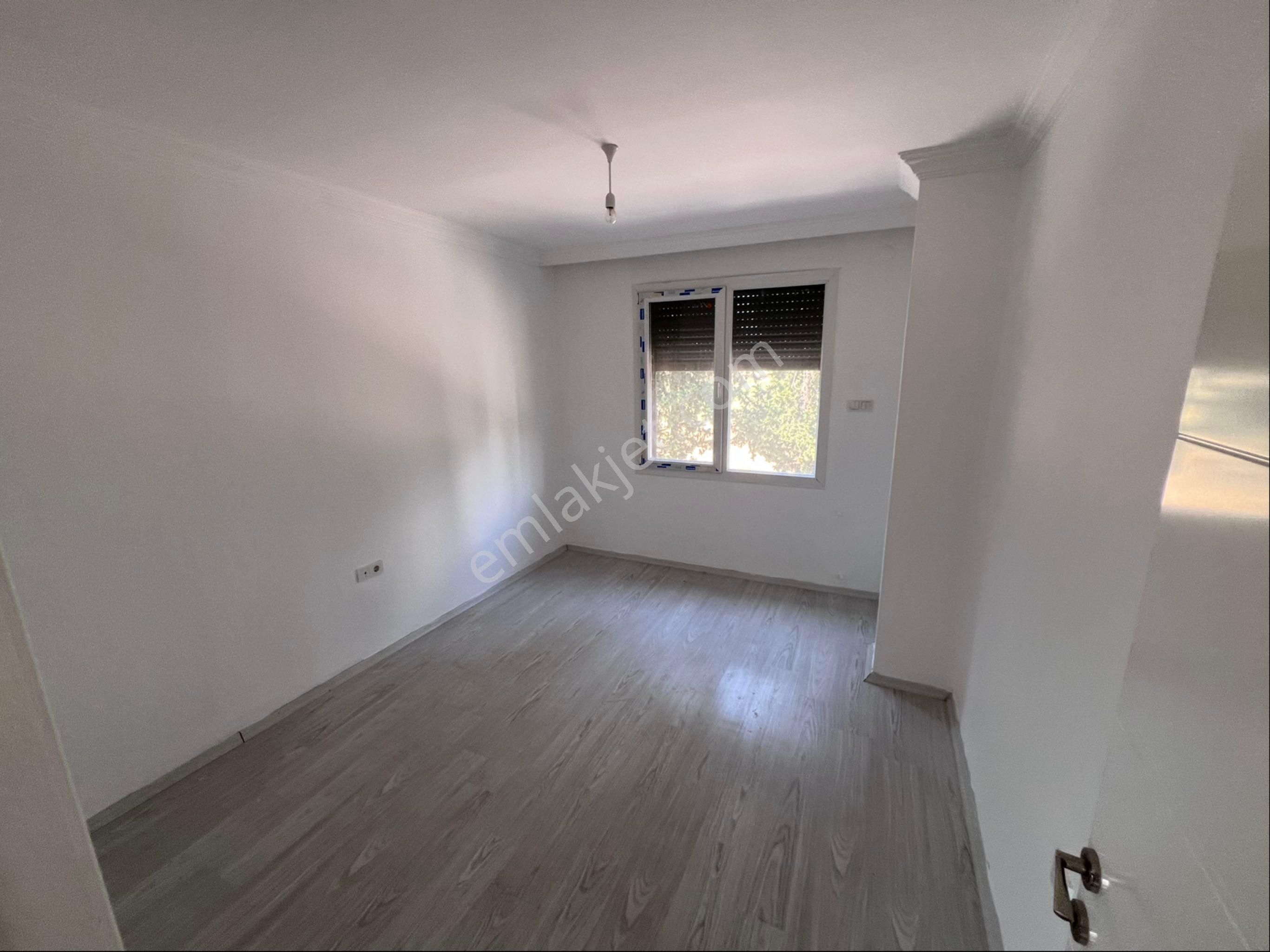 İzmir Seferihisar Cumhuriyet Mahallesinde Kullanışlı 3+1 Villa - Görsel 11