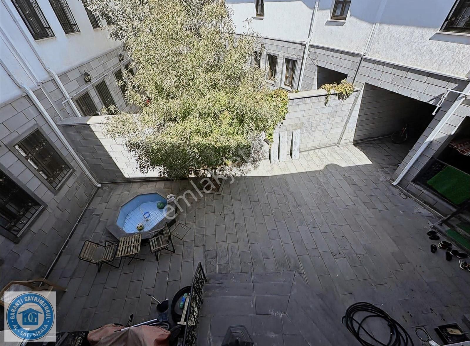 Sur Lalebey Mahallesinde Satılık 5+1 Konak - Görsel 31