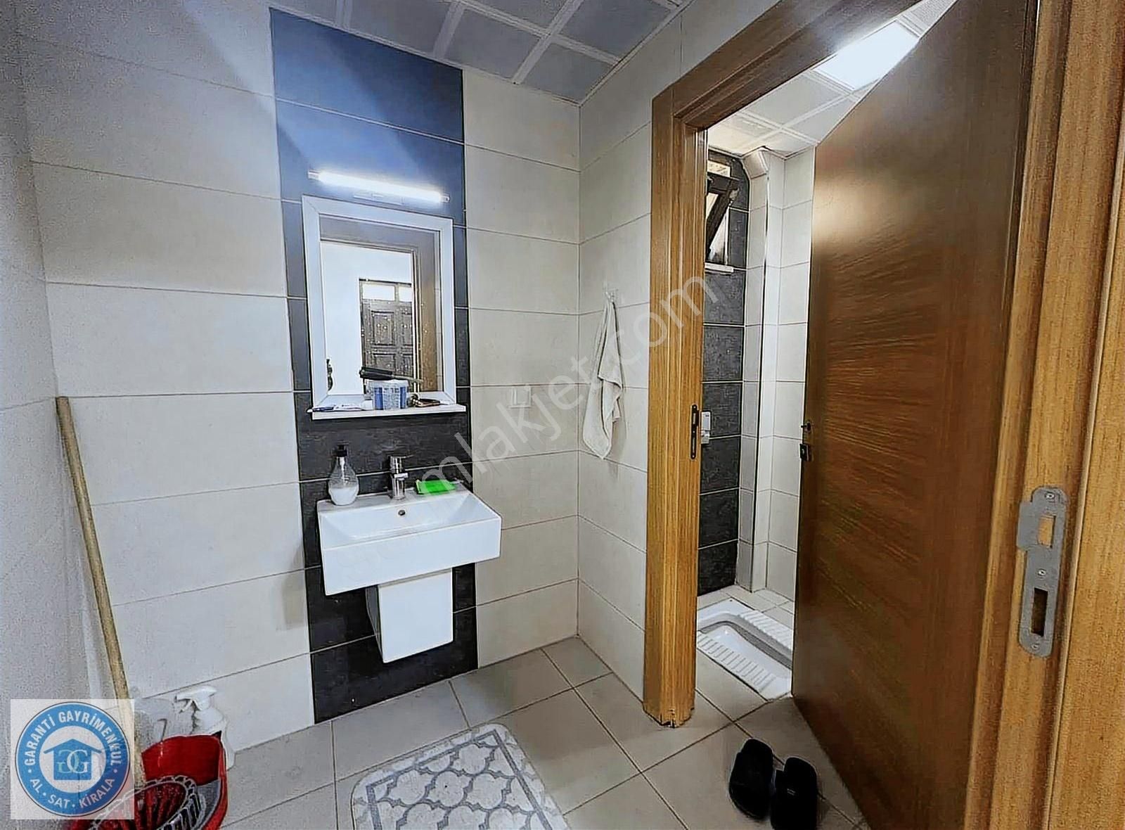 Sur Lalebey Mahallesinde Satılık 5+1 Konak - Görsel 32