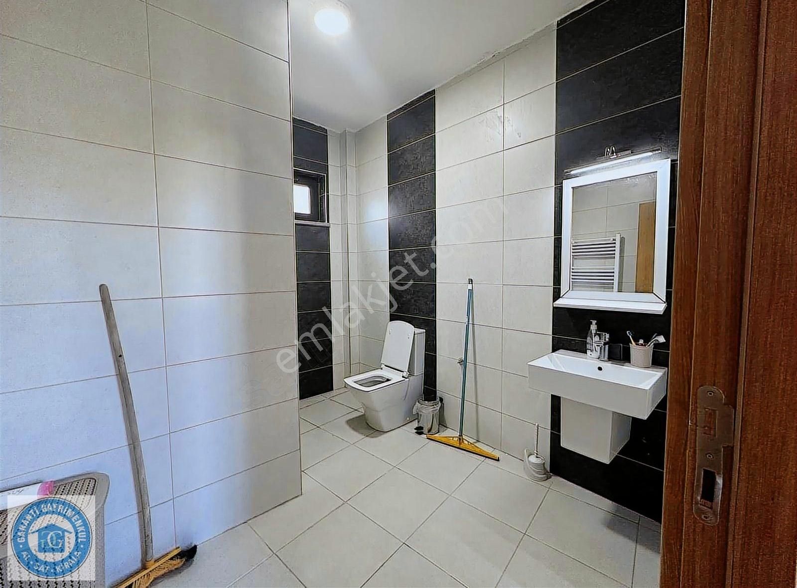 Sur Lalebey Mahallesinde Satılık 5+1 Konak - Görsel 22