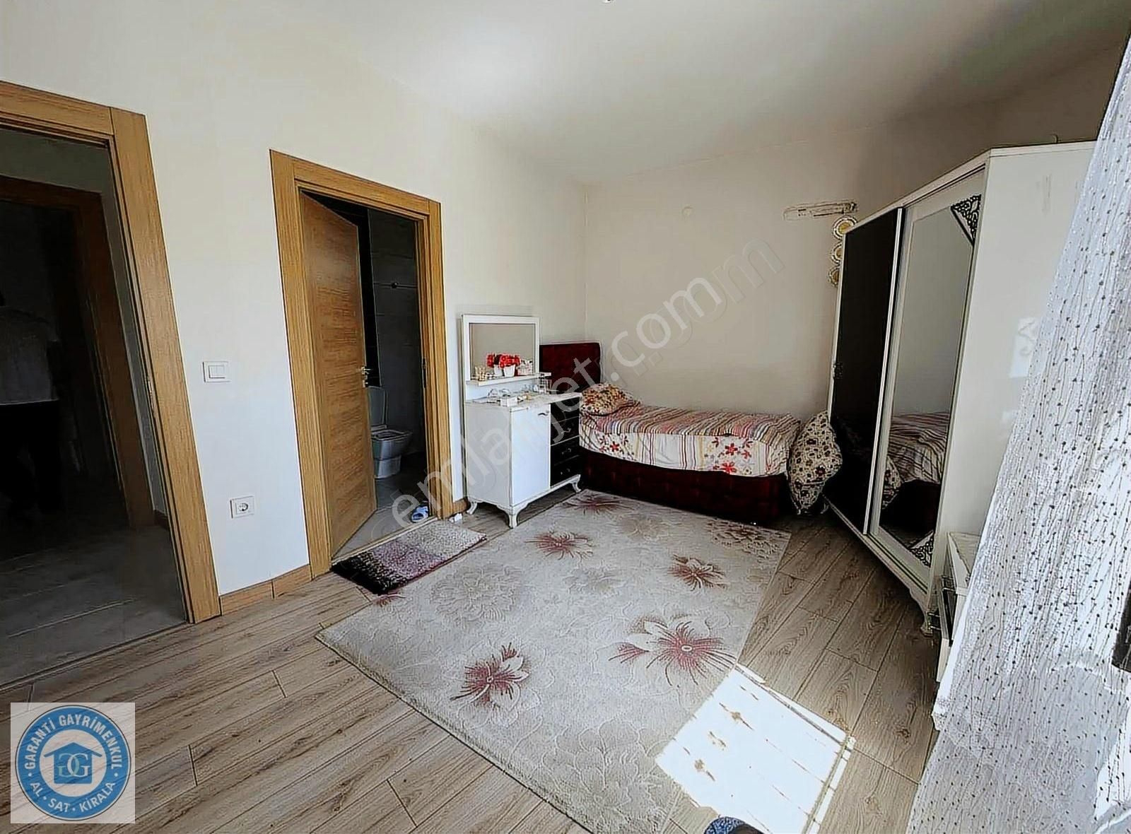 Sur Lalebey Mahallesinde Satılık 5+1 Konak - Görsel 18