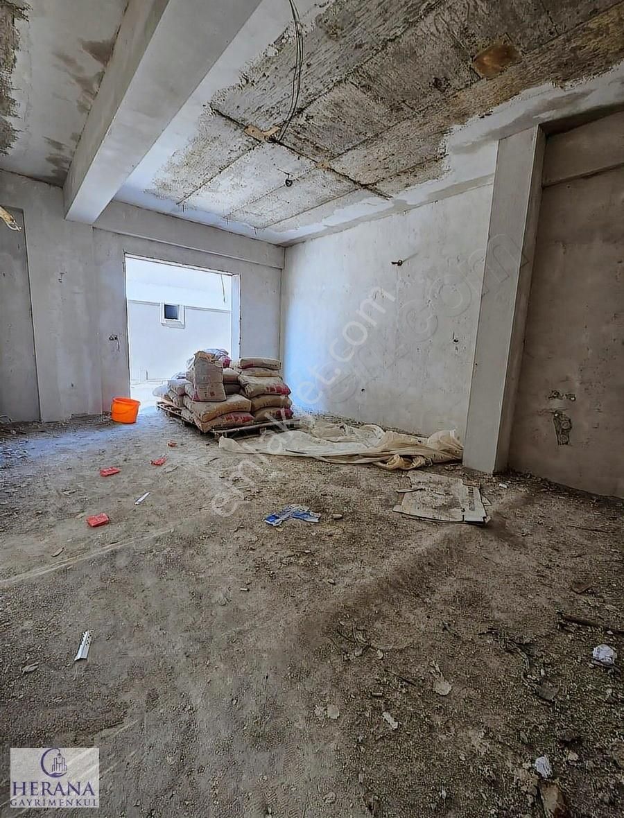 Tuzla Merkezi Konumda Yapımı Tamamlanmak Üzere Satılık Daireler - Görsel 14