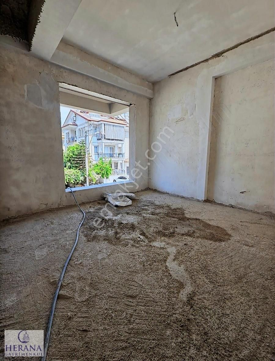 Tuzla Merkezi Konumda Yapımı Tamamlanmak Üzere Satılık Daireler - Görsel 27