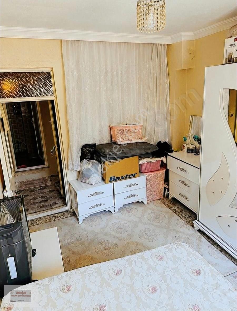 Kadifekale İtfaiye Karşısı Temiz Bakımlı 2.5 Kat Müstakil Ev - Görsel 2