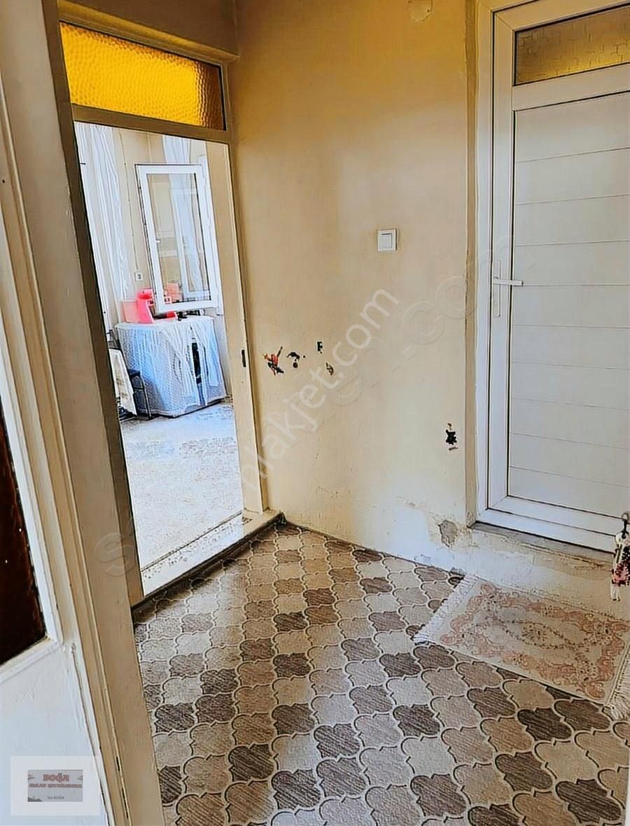 Kadifekale İtfaiye Karşısı Temiz Bakımlı 2.5 Kat Müstakil Ev - Görsel 16