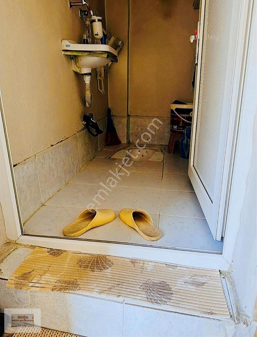 Kadifekale İtfaiye Karşısı Temiz Bakımlı 2.5 Kat Müstakil Ev - Görsel 20