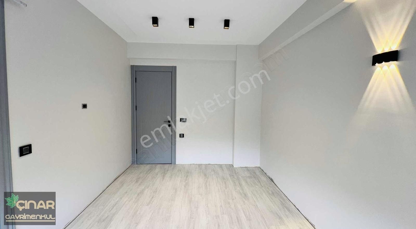 Altınoluk'ta 240 M2 Oturum Akıllı Ev Sistemli Satılık Lüks Villa - Görsel 25