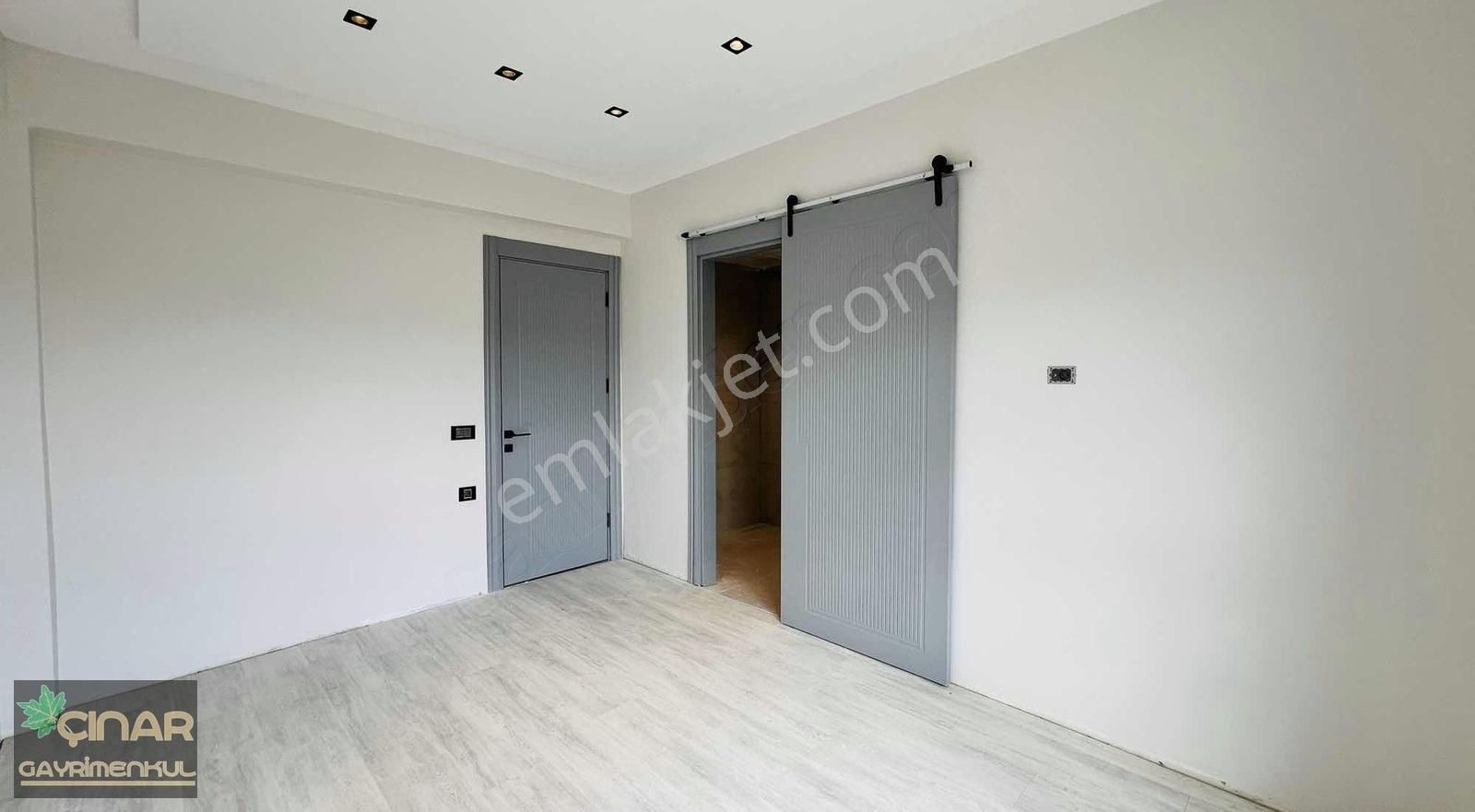 Altınoluk'ta 240 M2 Oturum Akıllı Ev Sistemli Satılık Lüks Villa - Görsel 28