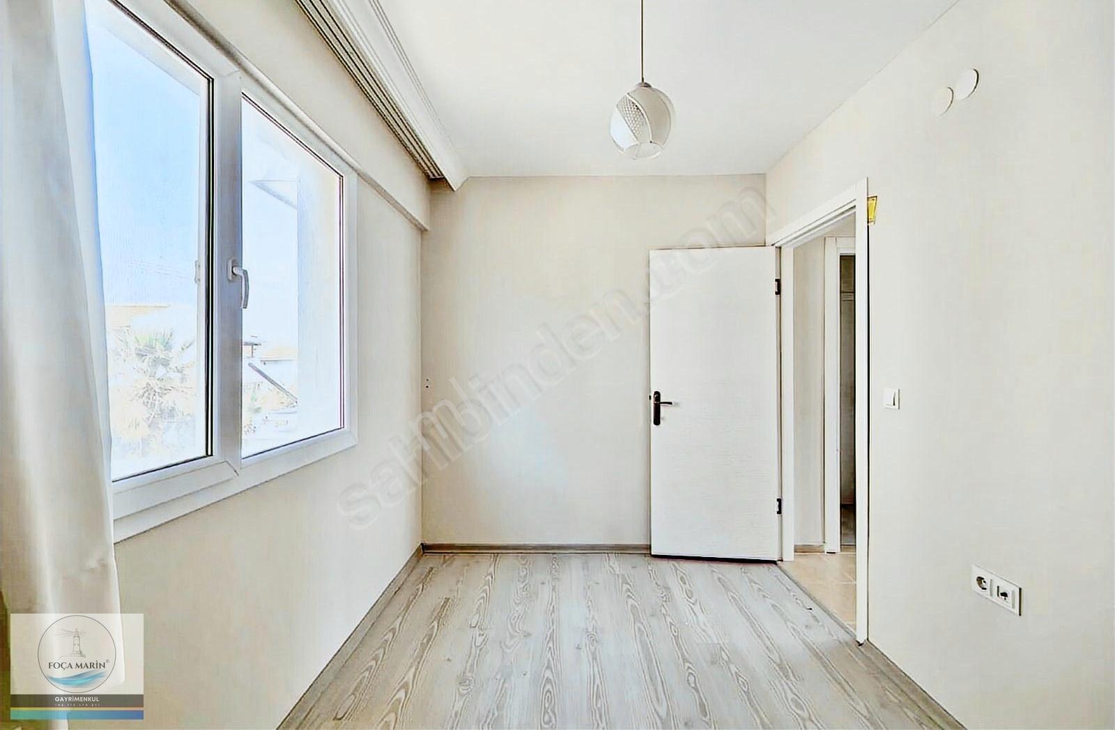 Yenifoça'da Çift Balkonlu- Cadde Üstü 2+1 Kiralık Daire - Görsel 3