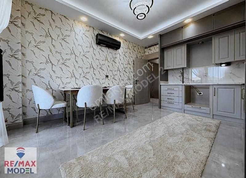 Remax Model'den Şemikler'de Site İçi 4+1 Satılık Daireler - Görsel 18