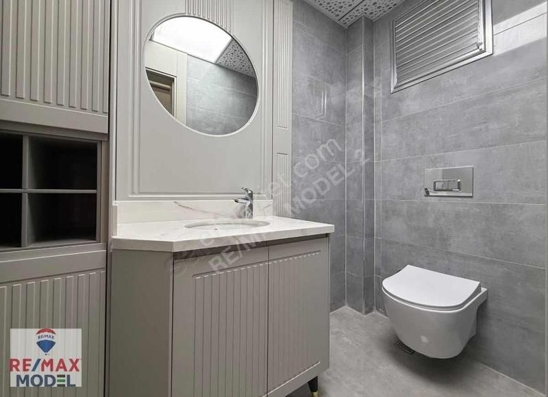 Remax Model'den Şemikler'de Site İçi 4+1 Satılık Daireler - Görsel 31