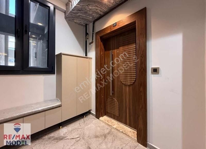 Remax Model'den Şemikler'de Site İçi 4+1 Satılık Daireler - Görsel 34