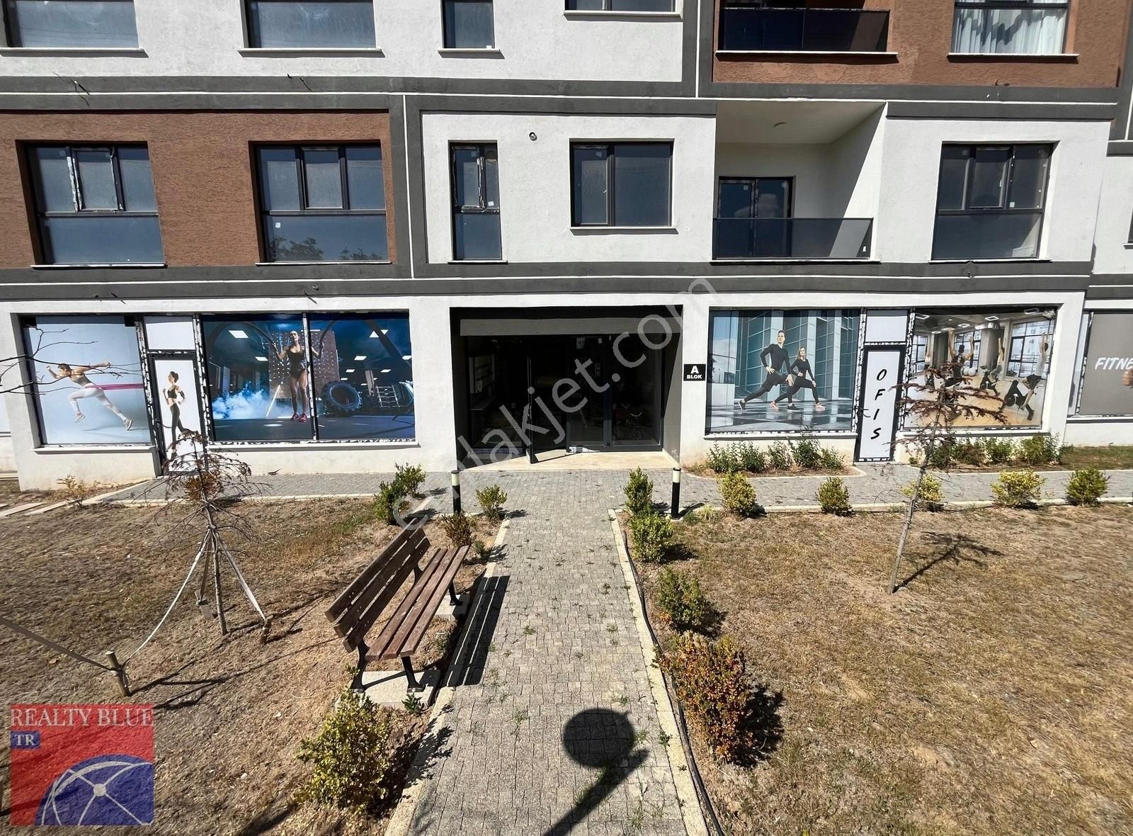 Sultanbeyli Battalgazi'de Lüks Sitede Satılık Boş 3+1 Daire - Görsel 10