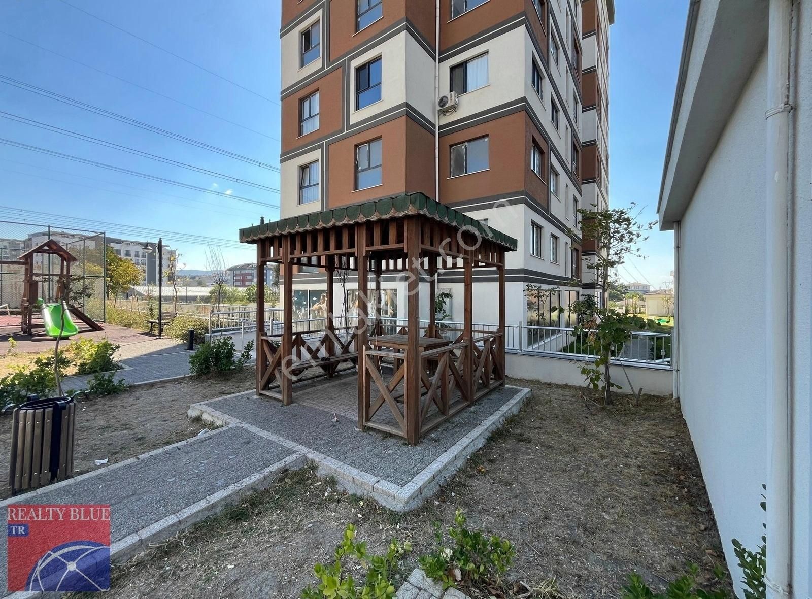 Sultanbeyli Battalgazi'de Lüks Sitede Satılık Boş 3+1 Daire - Görsel 19