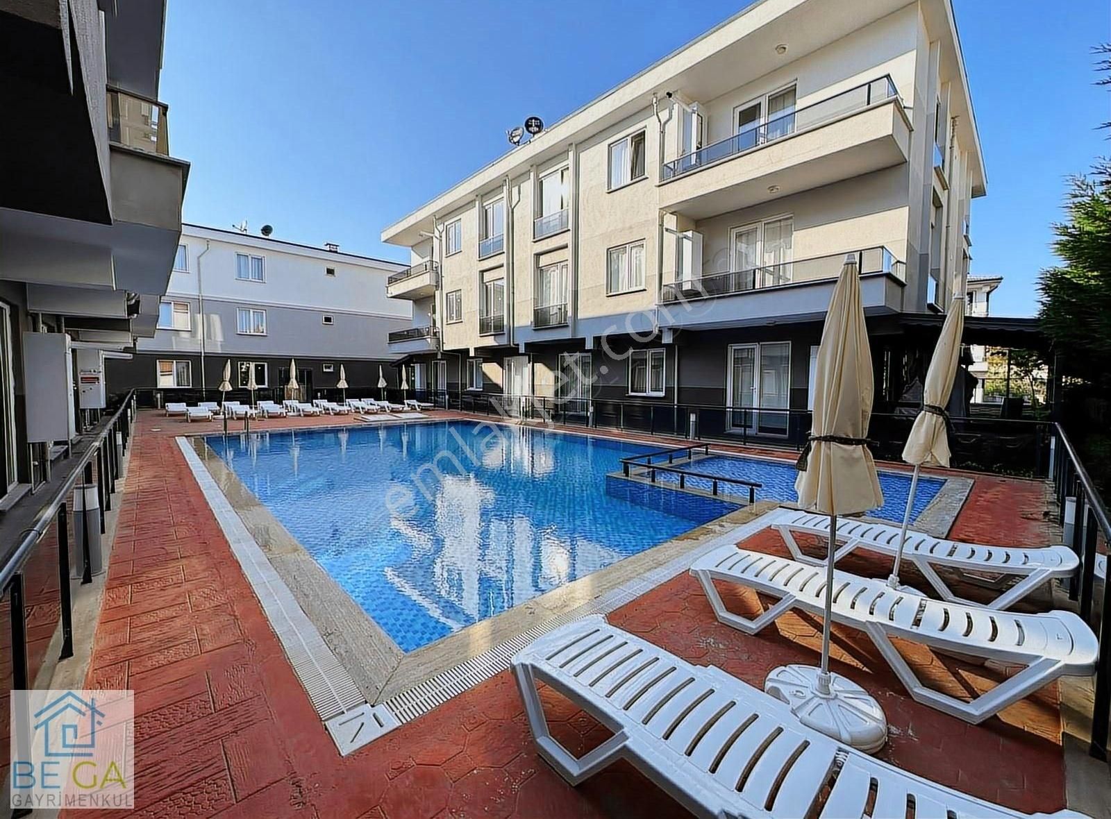 Verandalı Bahçe Kullanım Alanı, Havuz Cephe, Denize Yakın 3+1 - Görsel 27