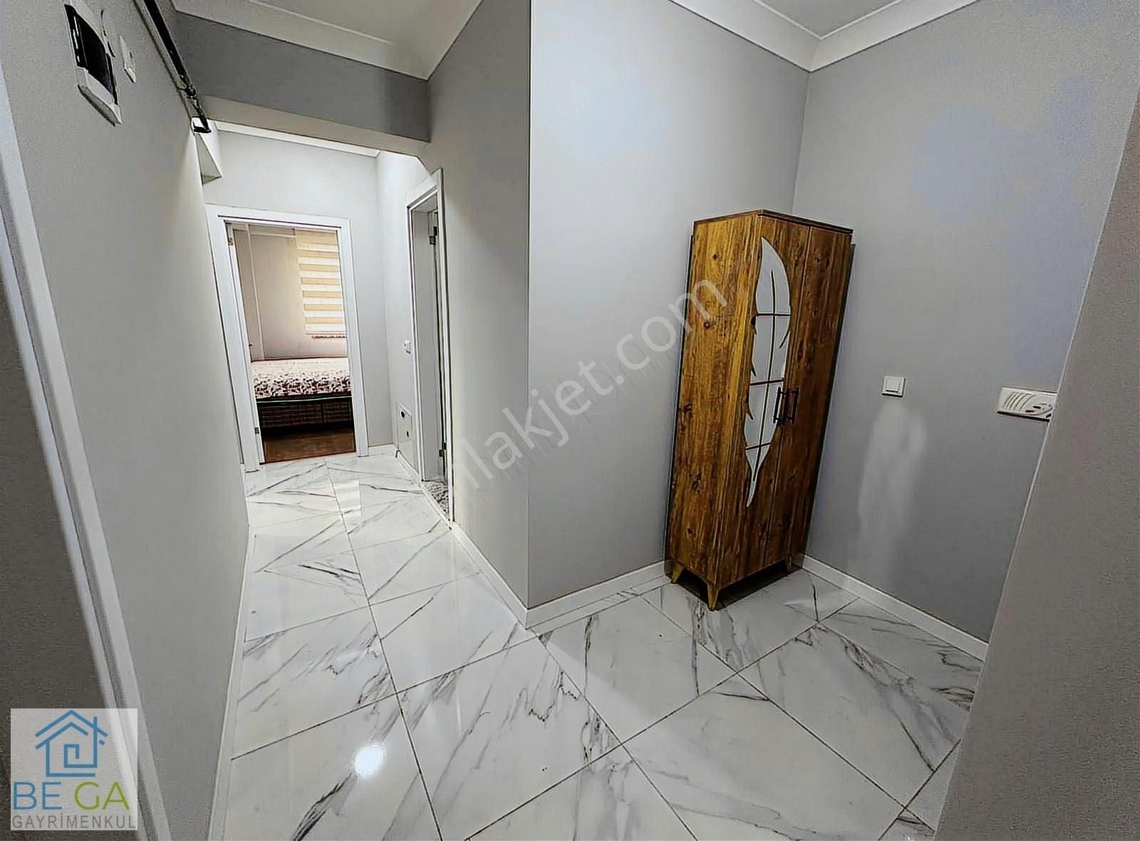Verandalı Bahçe Kullanım Alanı, Havuz Cephe, Denize Yakın 3+1 - Görsel 13