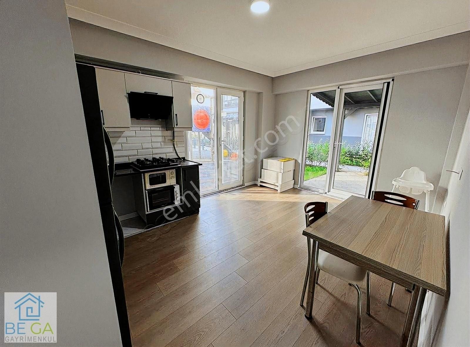 Verandalı Bahçe Kullanım Alanı, Havuz Cephe, Denize Yakın 3+1 - Görsel 7