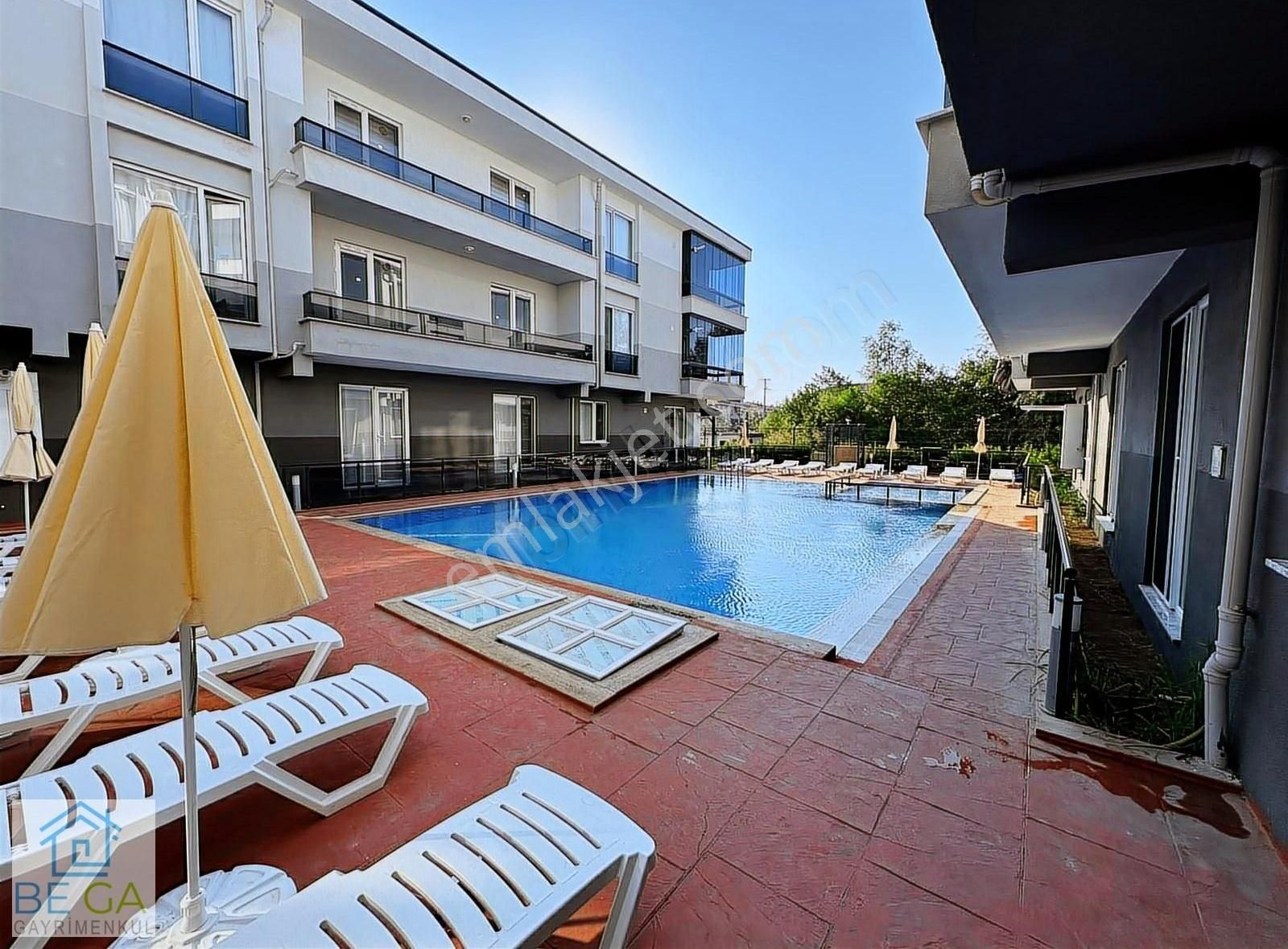 Verandalı Bahçe Kullanım Alanı, Havuz Cephe, Denize Yakın 3+1 - Görsel 20