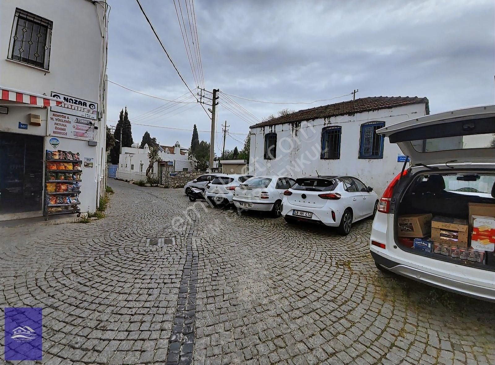Bodrum Marinada Satılık Taş Ev