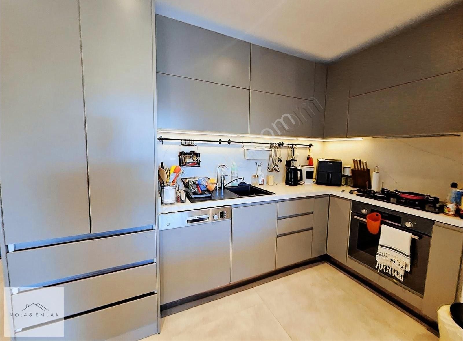 Gümüşlük 3+1deniz Manzaralı Havuzlu Bahçeli Villa - Görsel 16