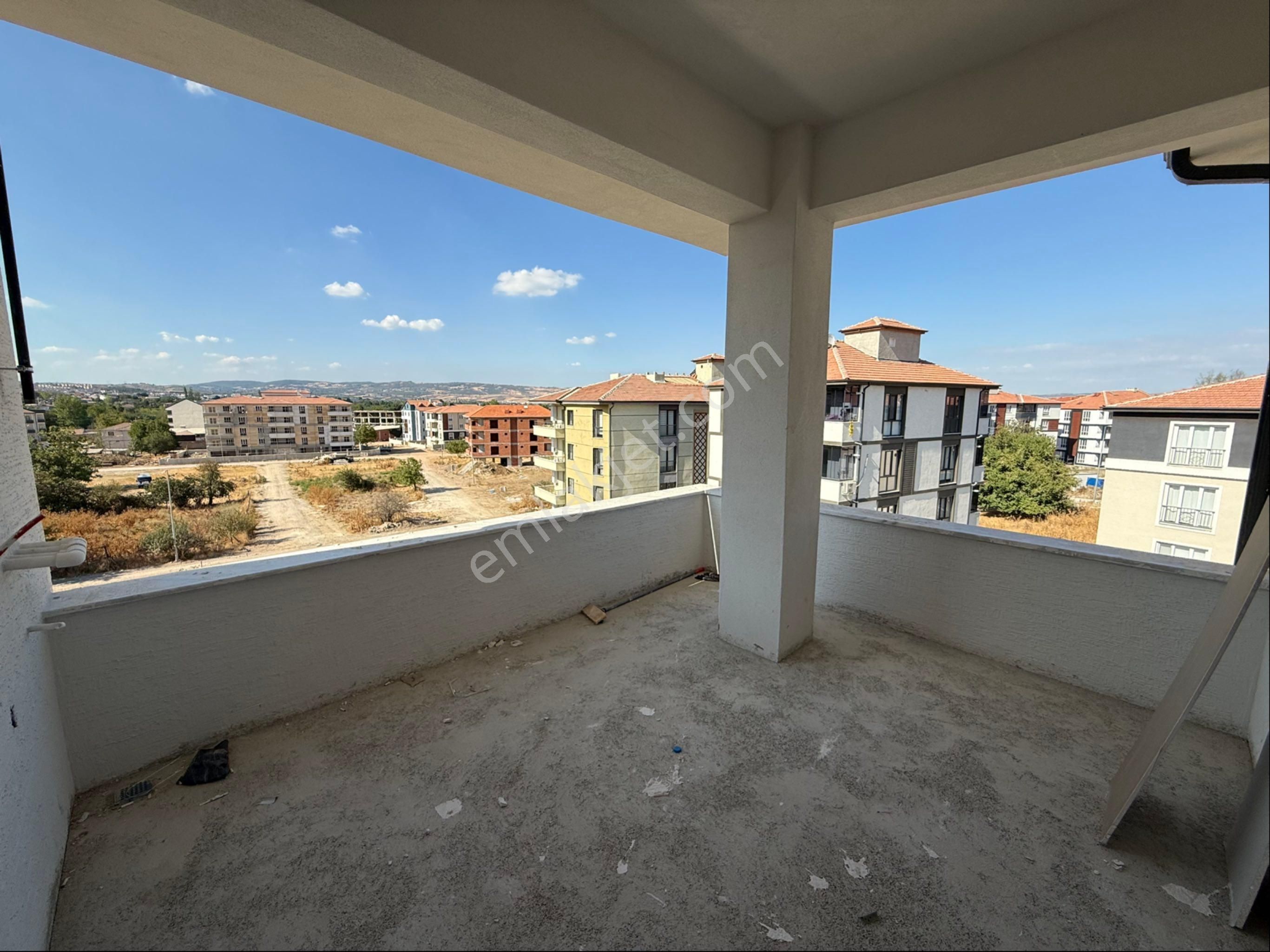 Roma' Dan Cerrah Mahallesinde Satılık Daire - Görsel 10