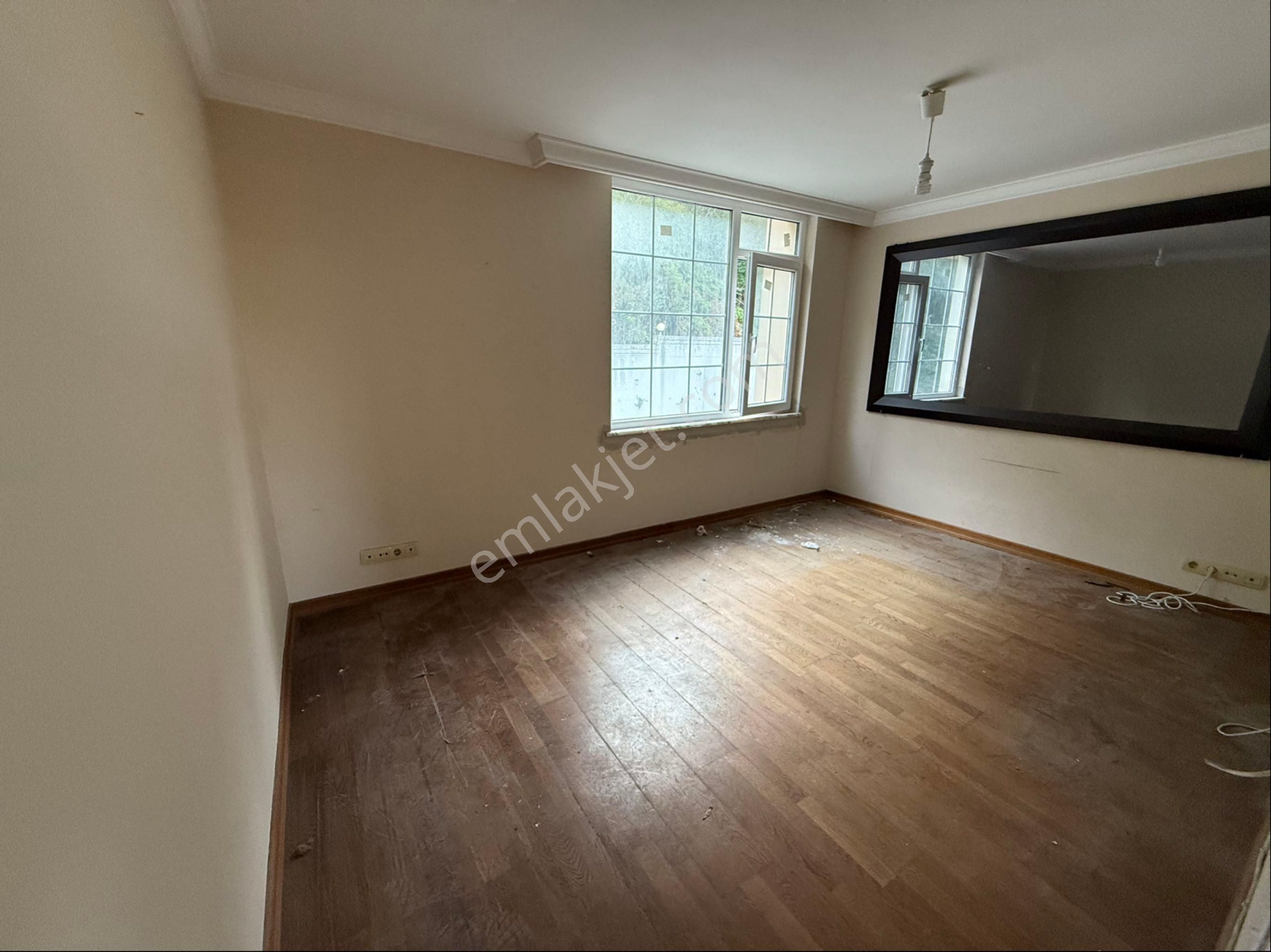 Sahibinden Sarıyer Demirciköy Sanatçılar Sitesinde Satılık 8+2 Müstakil Villa - Görsel 18