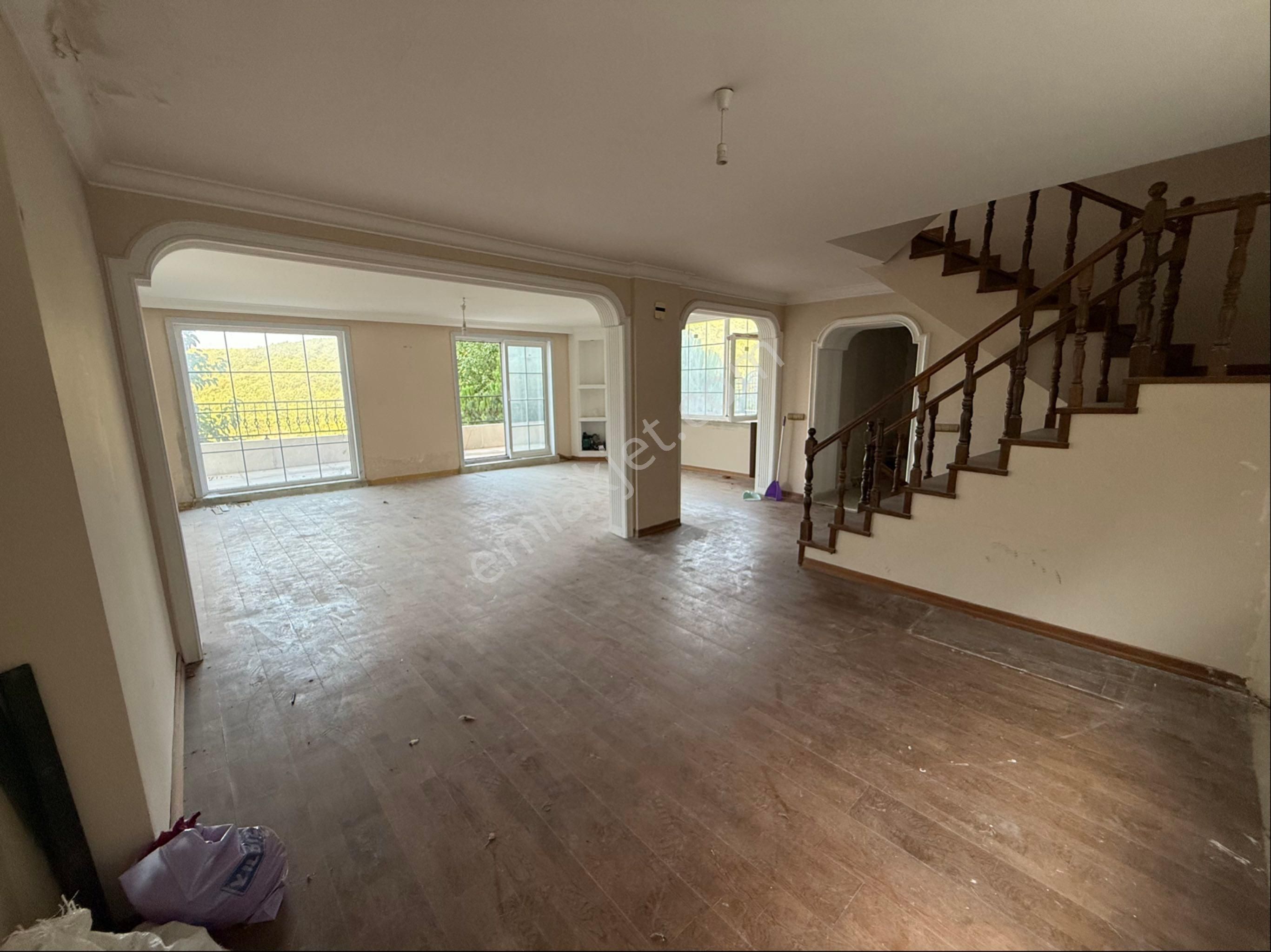 Sahibinden Sarıyer Demirciköy Sanatçılar Sitesinde Satılık 8+2 Müstakil Villa - Görsel 13