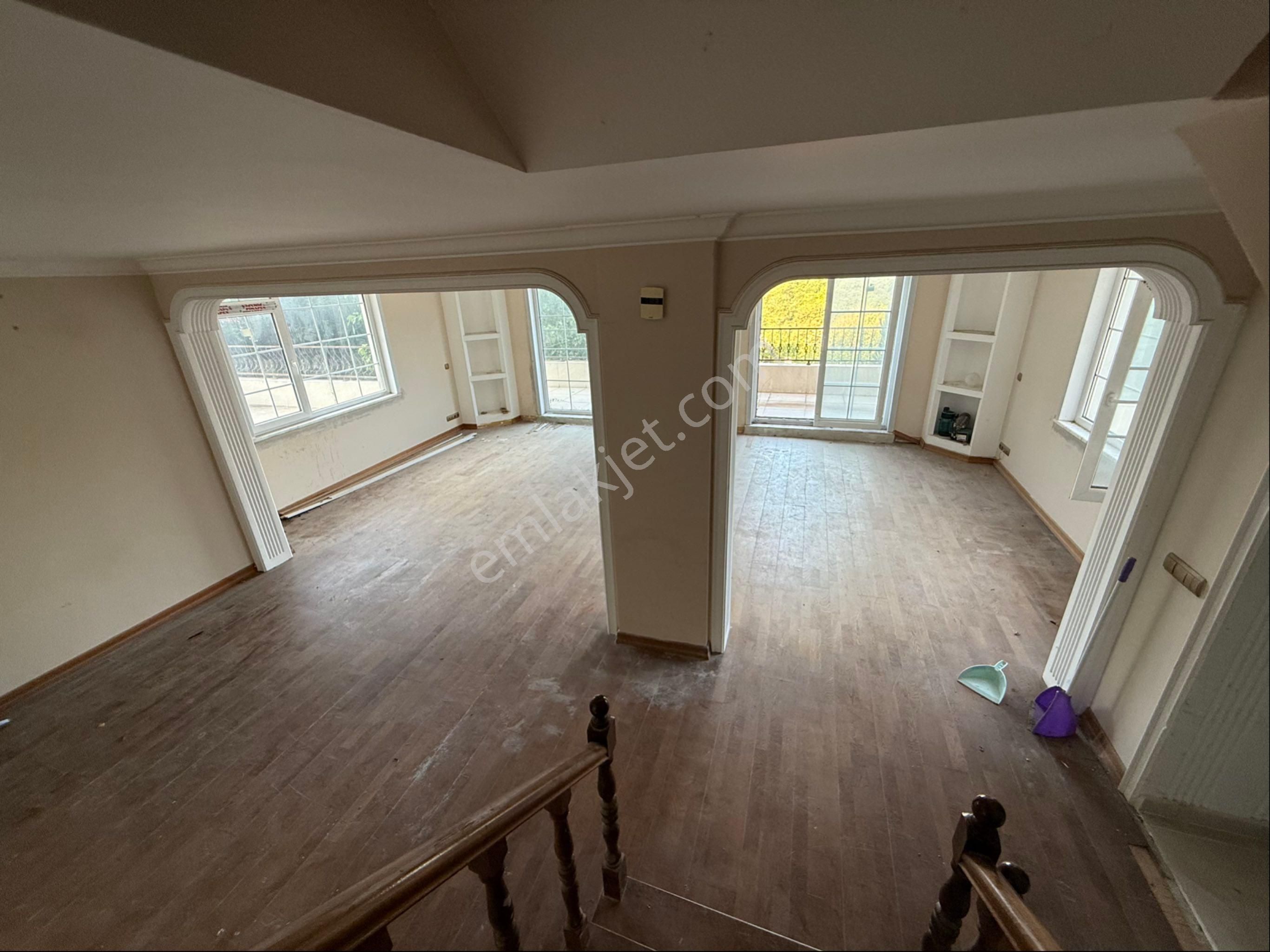 Sahibinden Sarıyer Demirciköy Sanatçılar Sitesinde Satılık 8+2 Müstakil Villa - Görsel 14