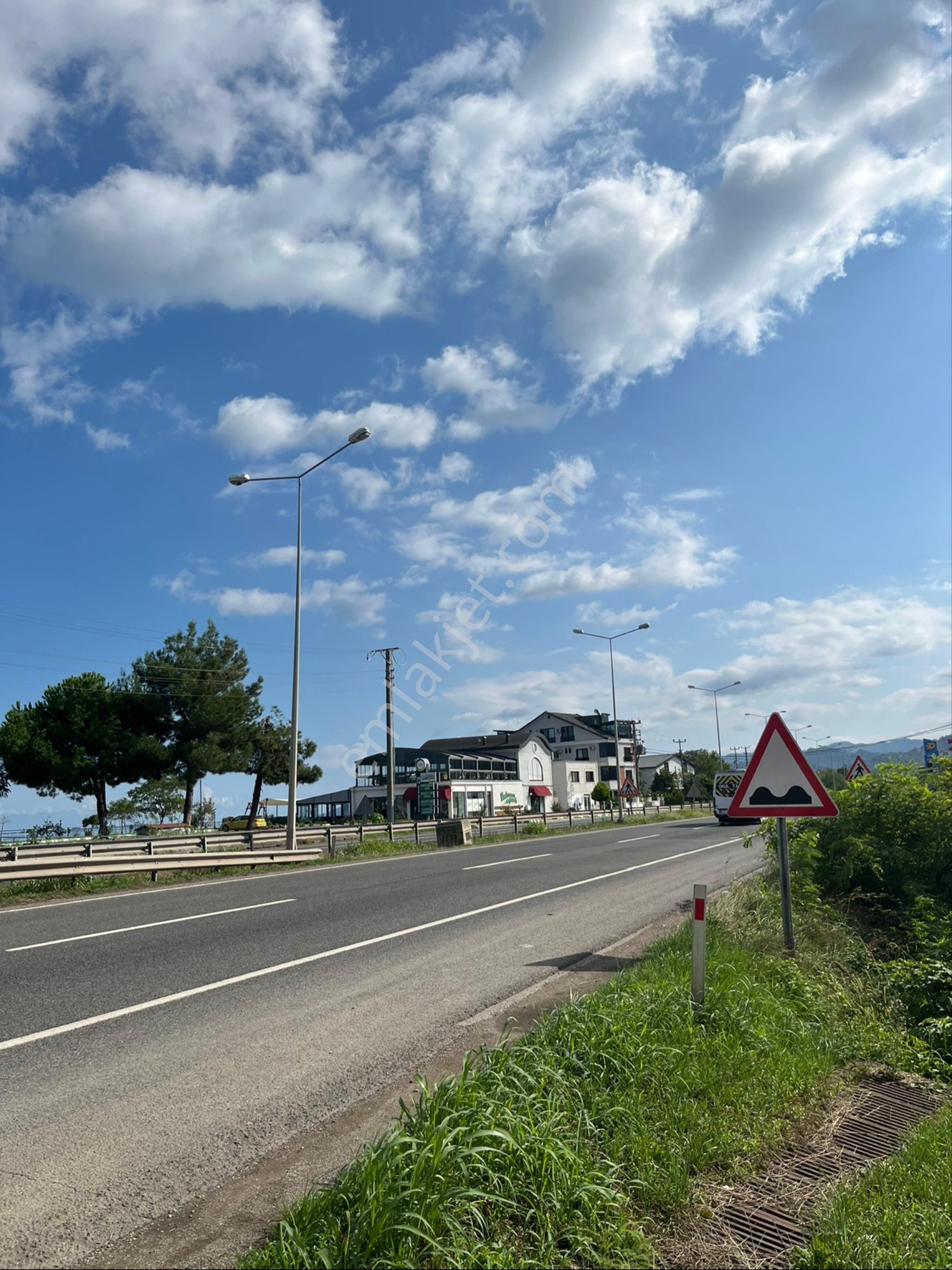 Z Grup Yenipazar Mah Ful Deniz Manzaralı 312 M2 Arsa İçinde 1 Dükkan 3 Daire Satılık Bina - Görsel 4