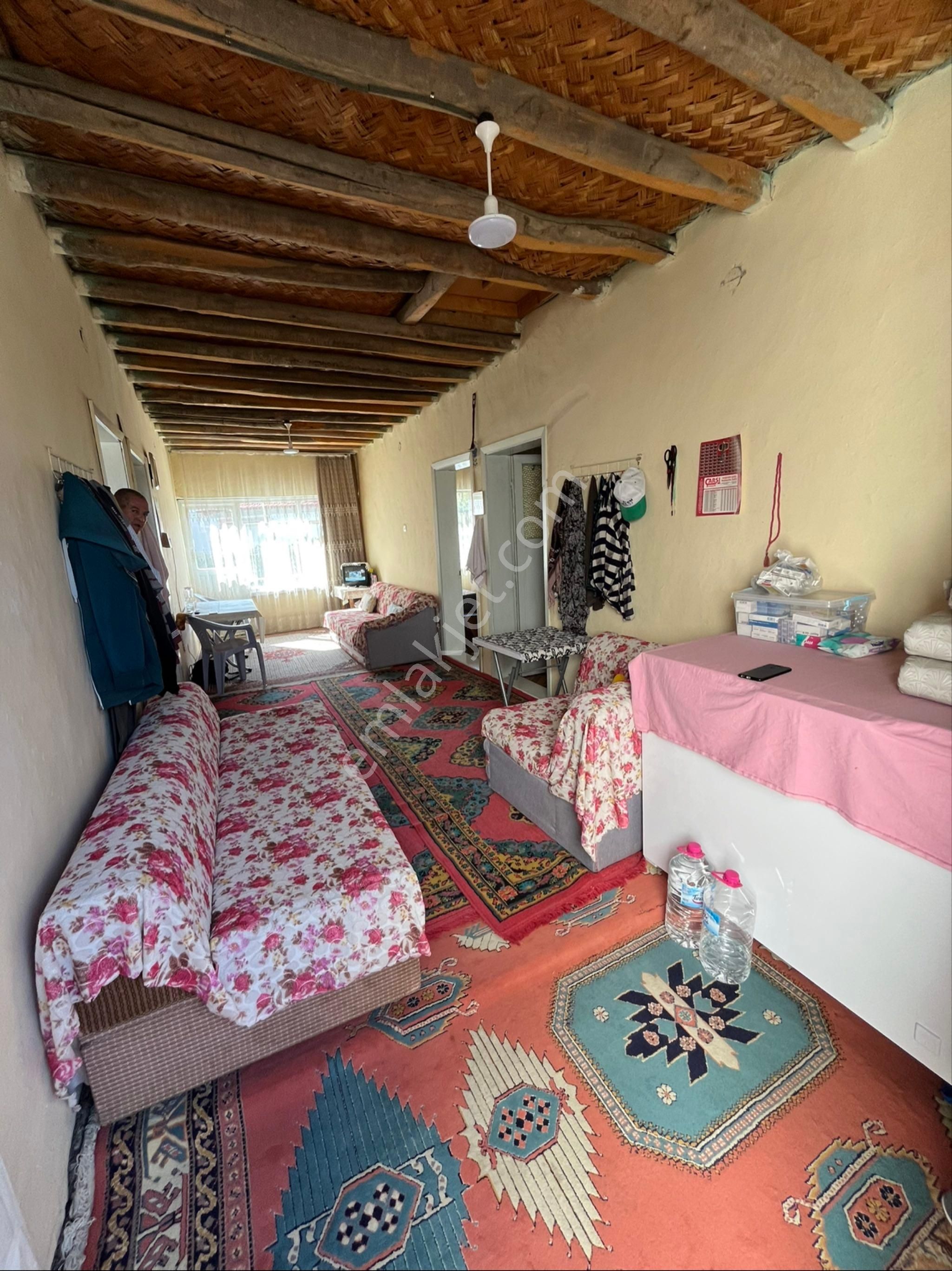 Murat Emlaktan Satılık Ev Ve Bahcesi - Görsel 13