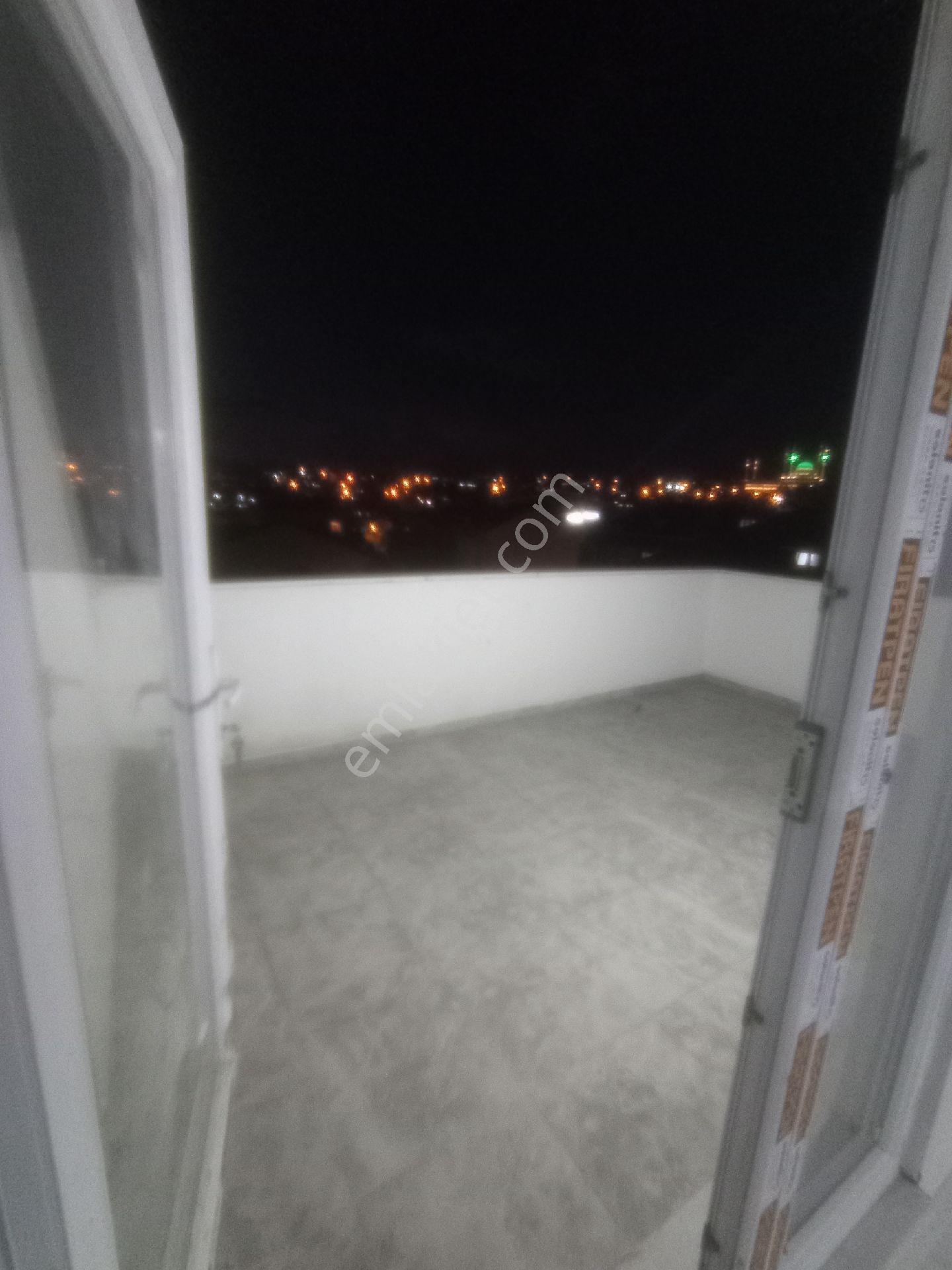 Uygun Krediyle Arnavutköy Haraççı Karlıbayır'da Satılık Lüks Sitede 5+1 Çatı Dubleks Daireler - Görsel 24