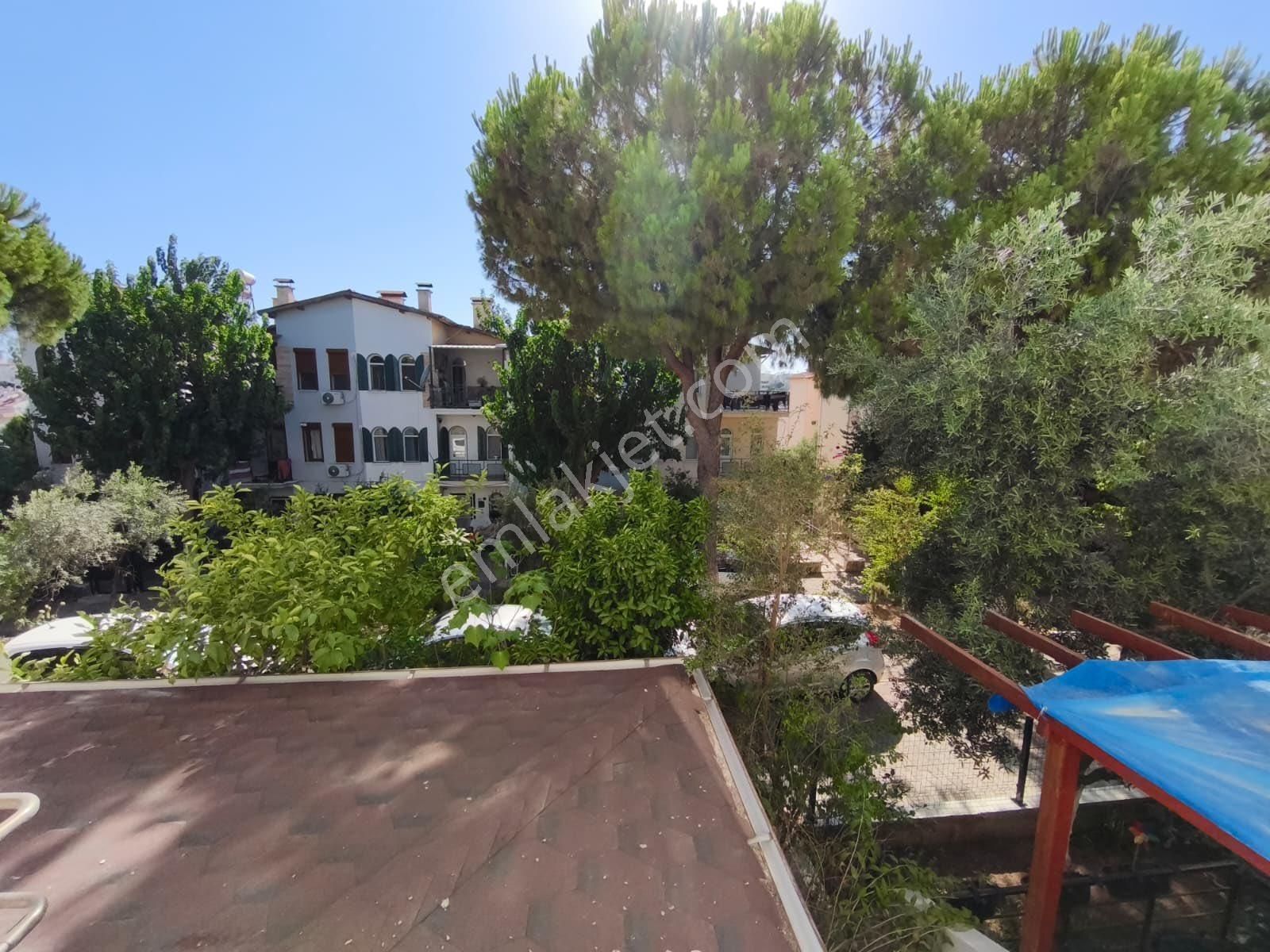 Didim Merkezde Bitişik Nizam Tripleks Villa - Görsel 11