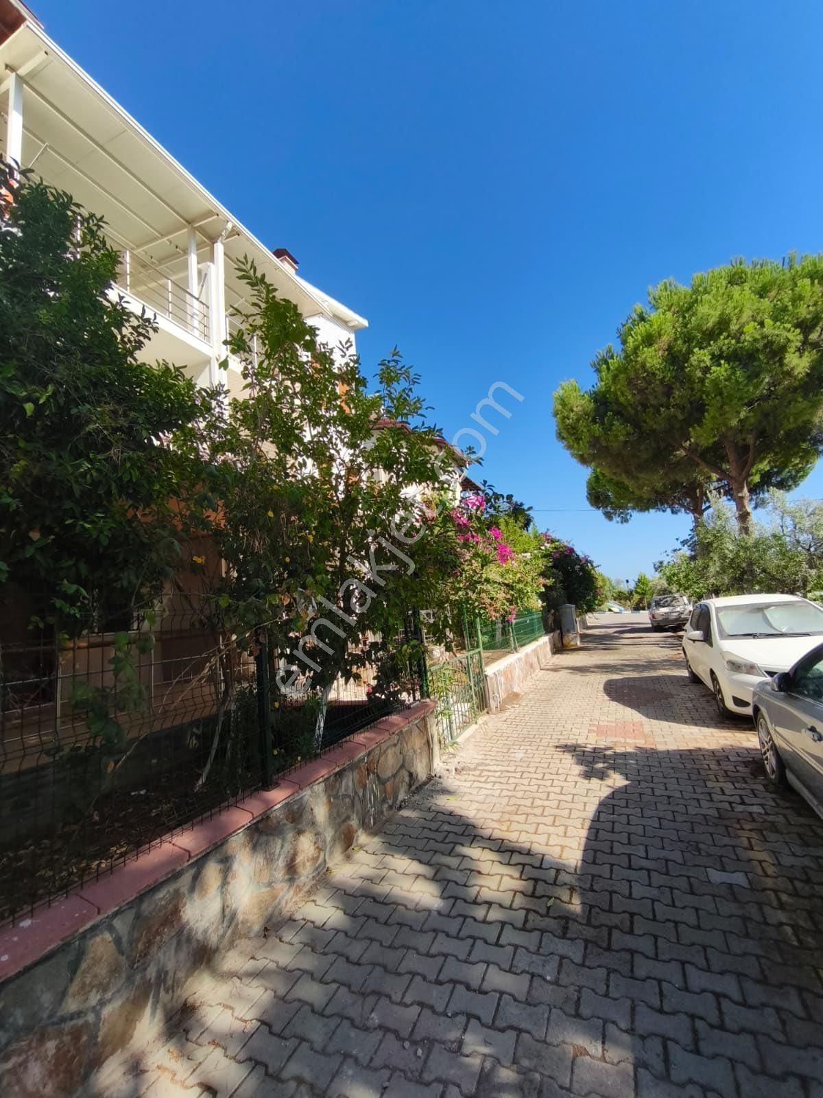 Didim Merkezde Bitişik Nizam Tripleks Villa - Görsel 4