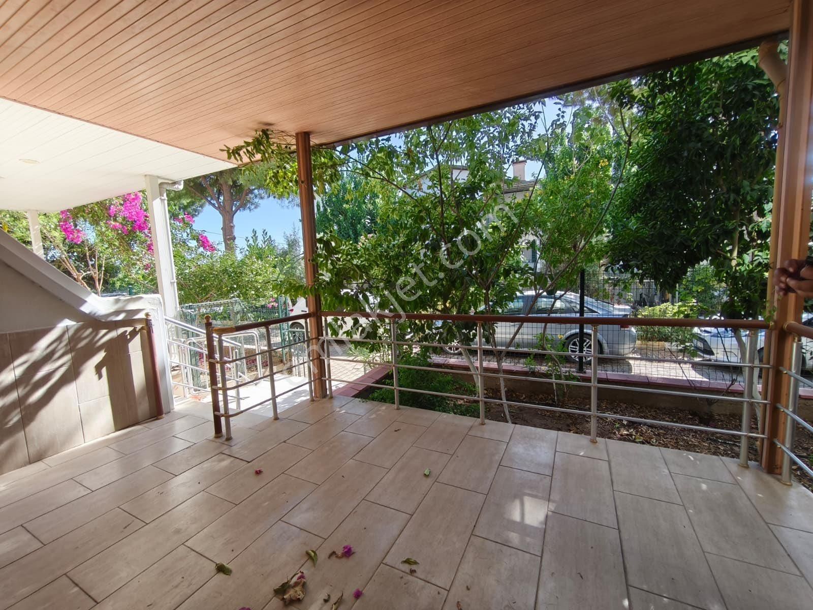 Didim Merkezde Bitişik Nizam Tripleks Villa - Görsel 3