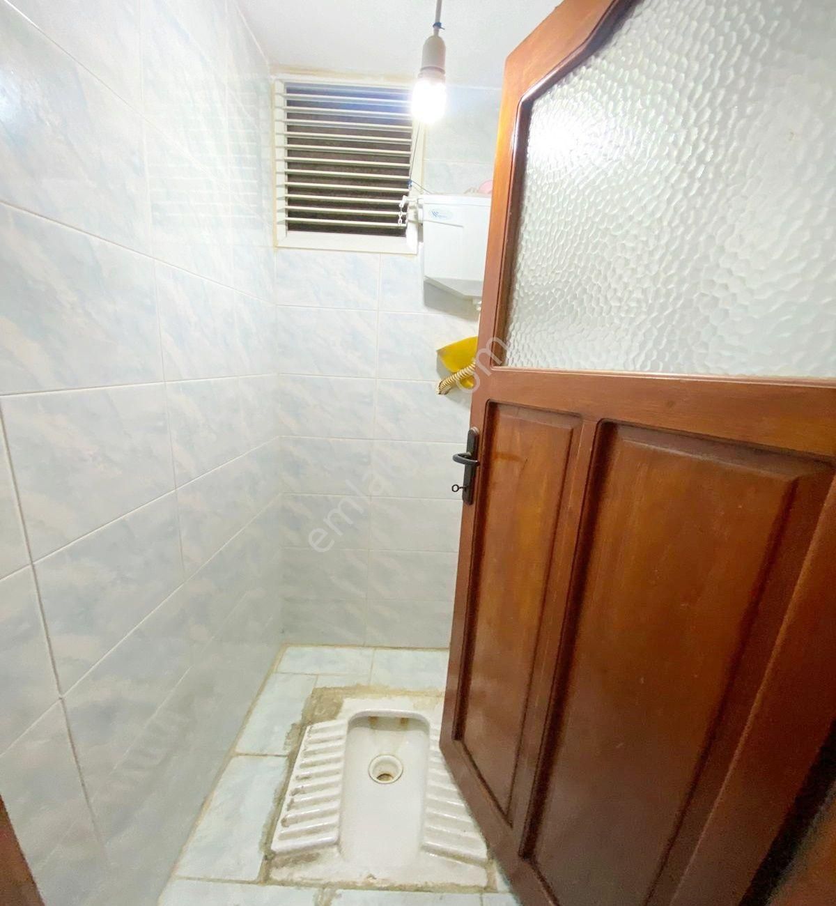 Avcılar G.palada Metrobüse Çok Yakın Asansörlü 3+1 Kelepir Daire - Görsel 3