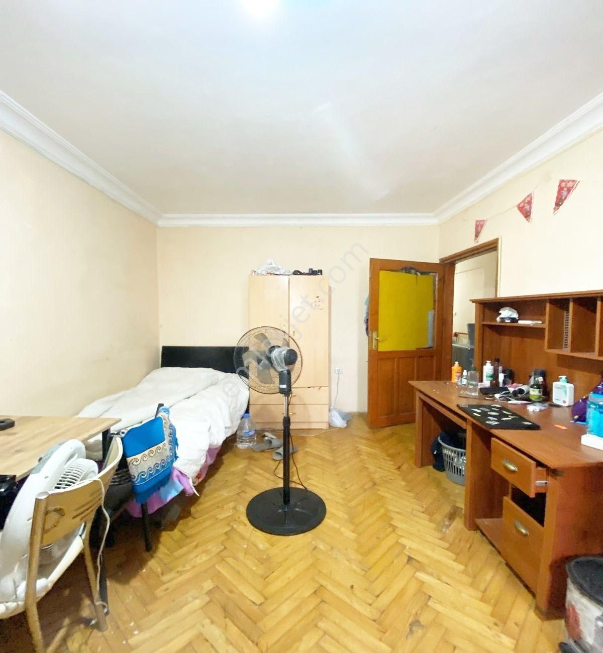 Avcılar G.palada Metrobüse Çok Yakın Asansörlü 3+1 Kelepir Daire - Görsel 13