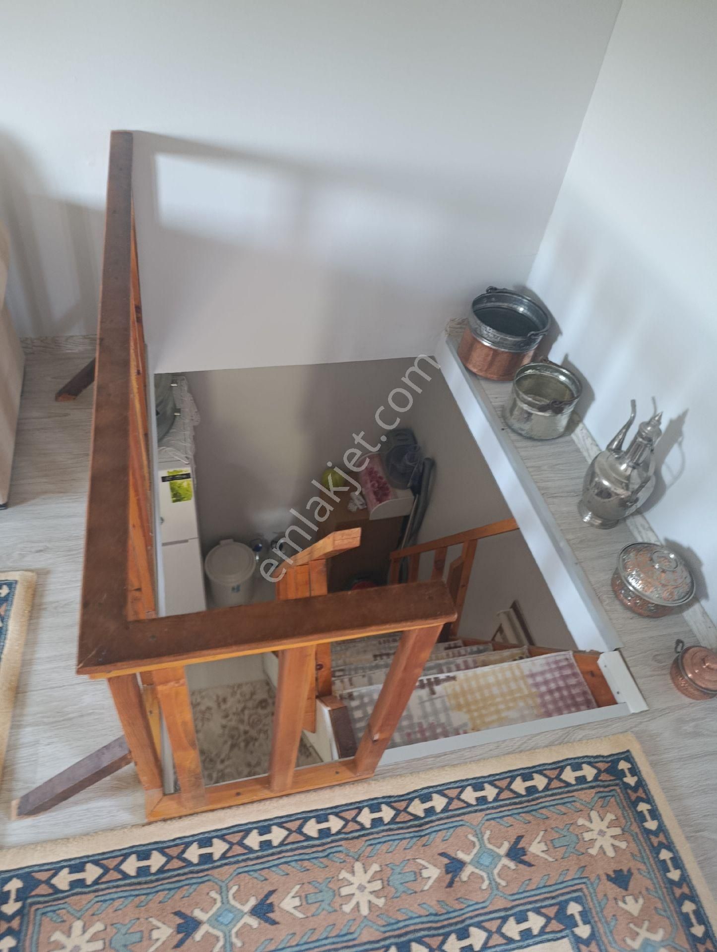 Güdül Güneycede Yapılı Masrafsız Acil Villa Fırsat 508 M2 Arsalı - Görsel 7