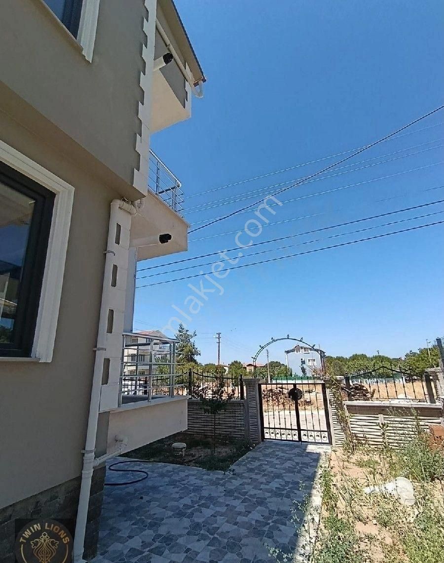 Geyikli'de Bozcaada İskelesi'ne Yürüme Mesafesinde Komple Satılık Apartman!!! - Görsel 13