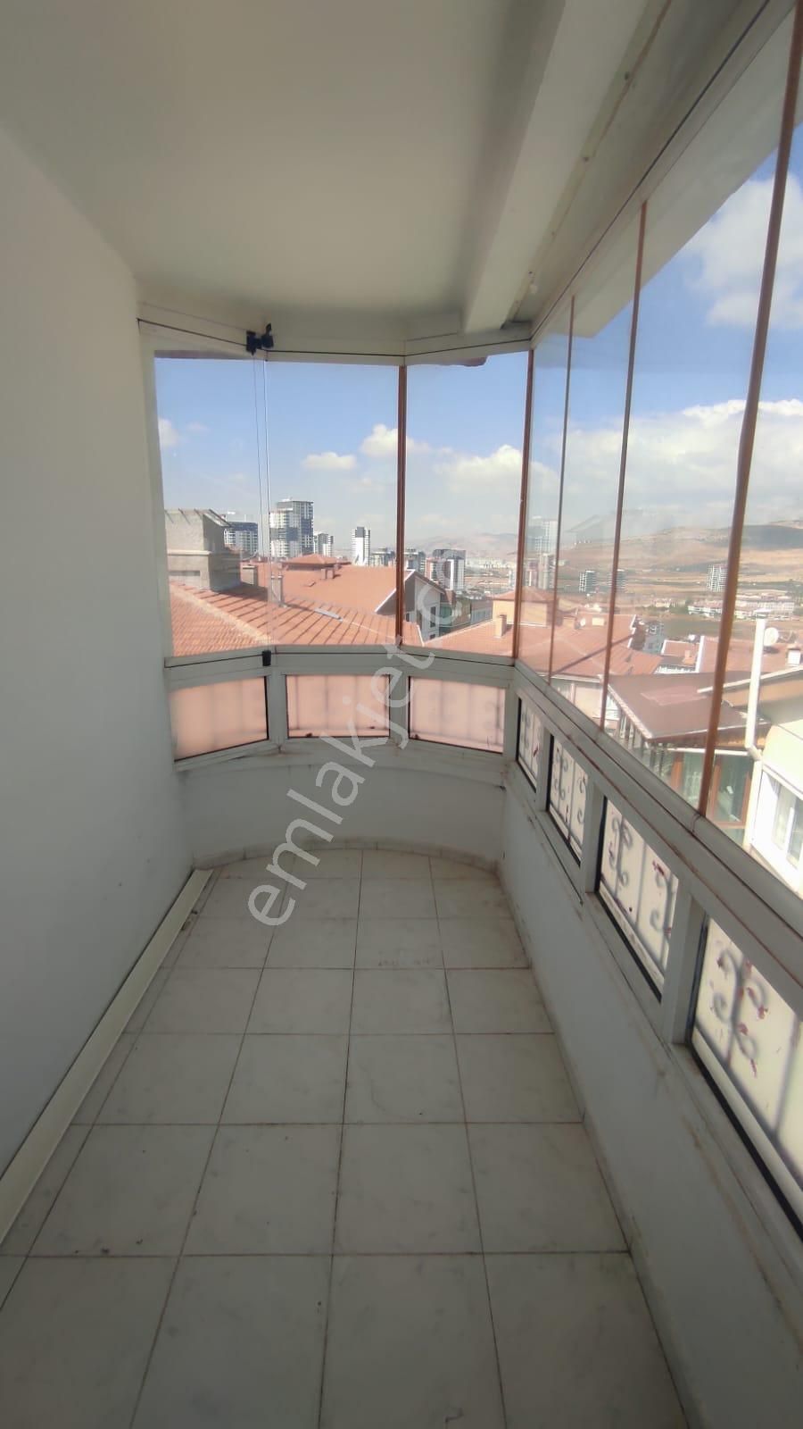 Acil*fiyat Düştü* Ufuktepe Osmangazi Cadde Si Üzerin De Çarşı Pazar İçi 3+1 Daire* - Görsel 29