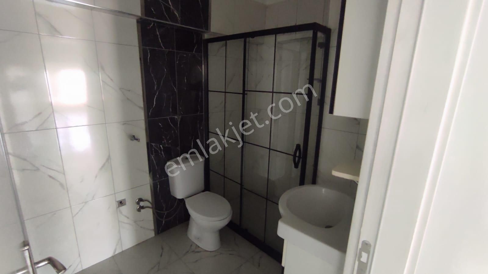 Acil*fiyat Düştü* Ufuktepe Osmangazi Cadde Si Üzerin De Çarşı Pazar İçi 3+1 Daire* - Görsel 22