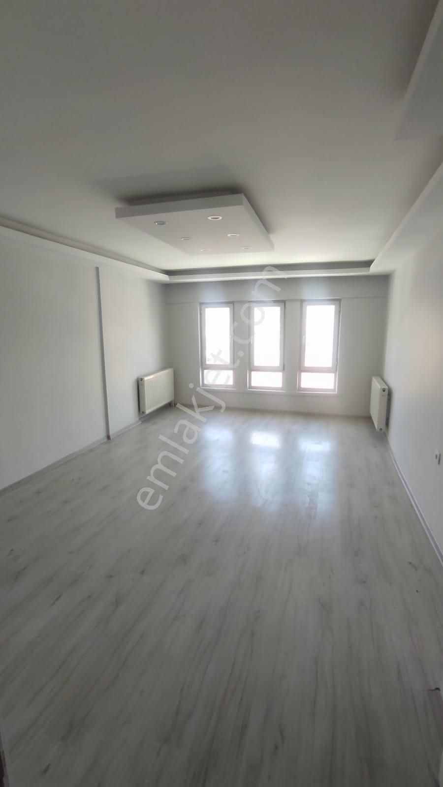Acil*fiyat Düştü* Ufuktepe Osmangazi Cadde Si Üzerin De Çarşı Pazar İçi 3+1 Daire* - Görsel 8