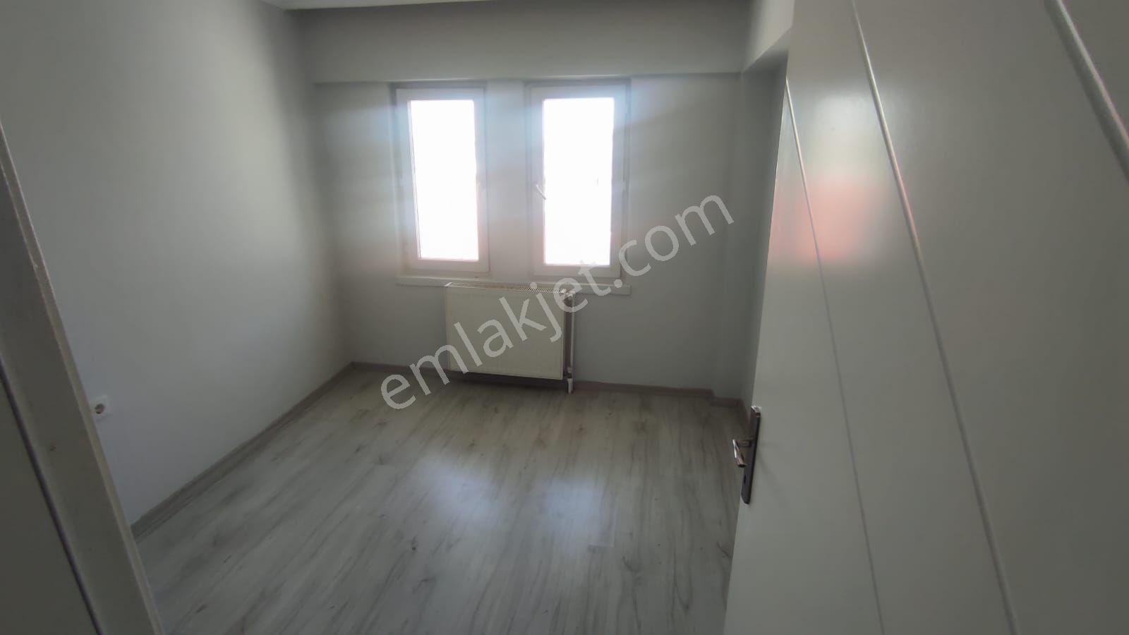 Acil*fiyat Düştü* Ufuktepe Osmangazi Cadde Si Üzerin De Çarşı Pazar İçi 3+1 Daire* - Görsel 13