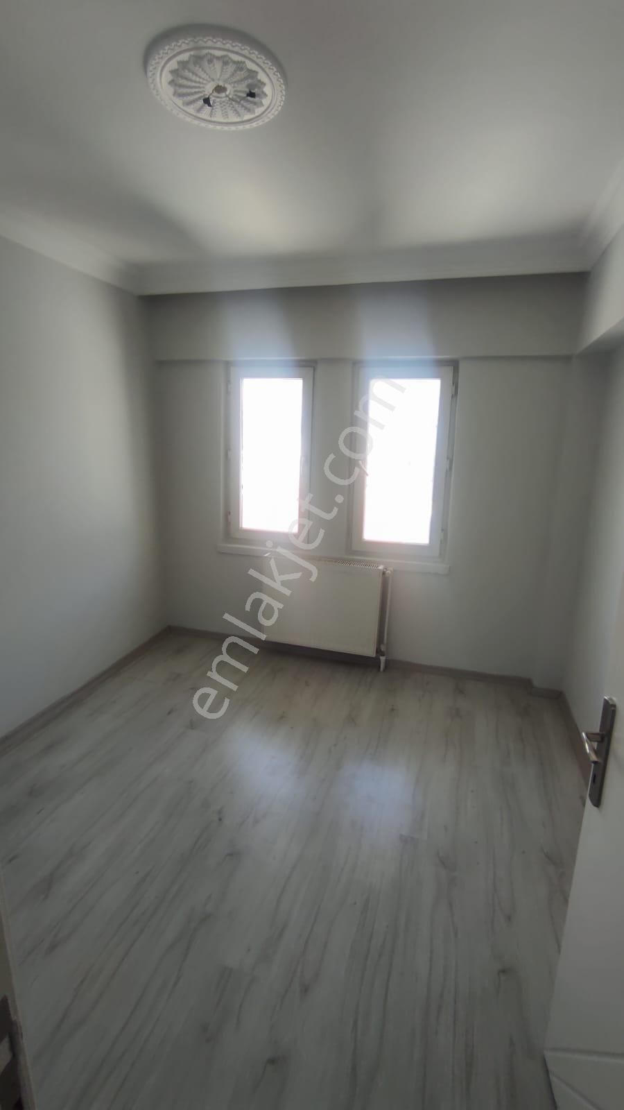 Acil*fiyat Düştü* Ufuktepe Osmangazi Cadde Si Üzerin De Çarşı Pazar İçi 3+1 Daire* - Görsel 20